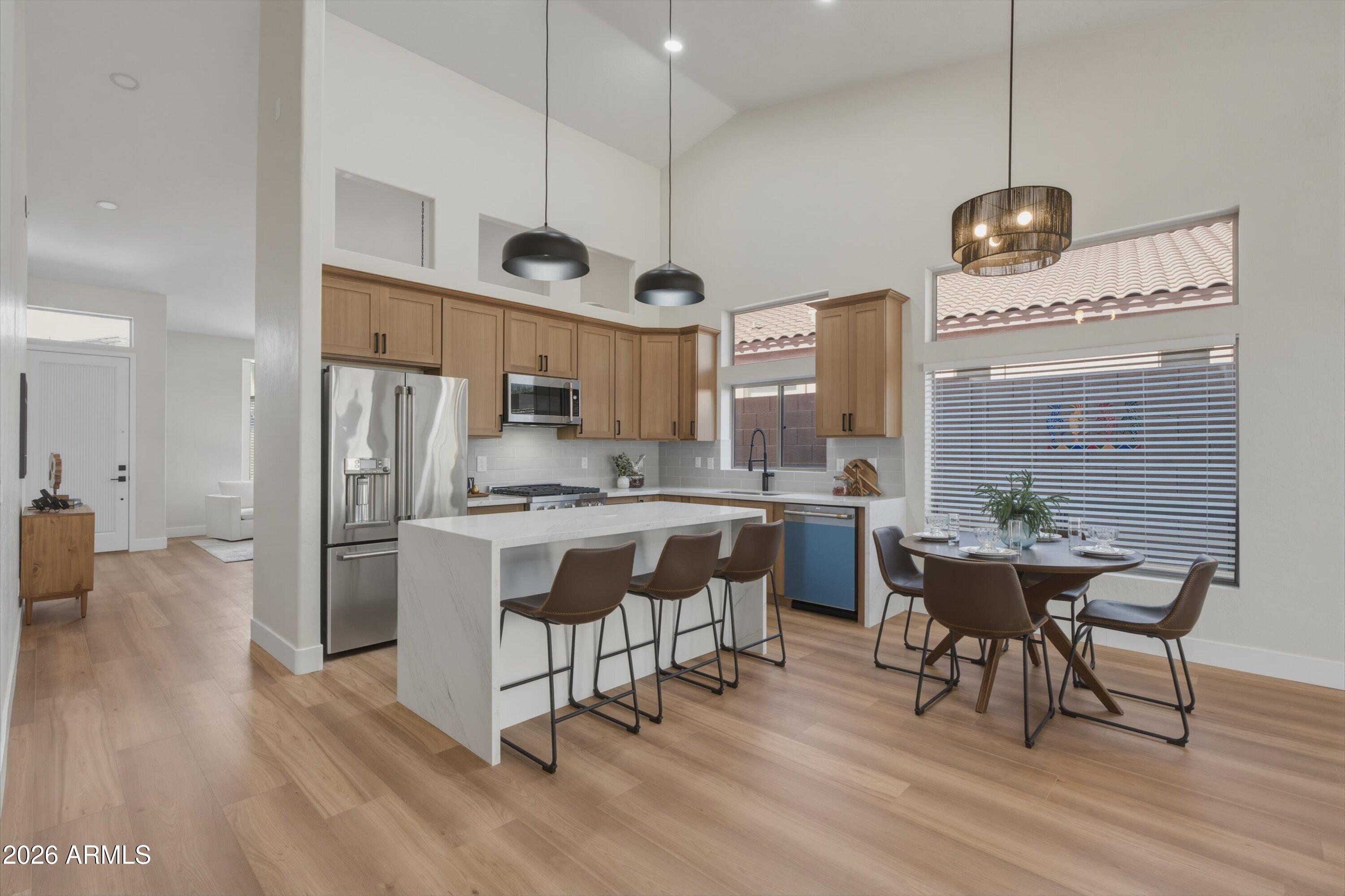 3055 N RED Mountain 74, Mesa, AZ 85207