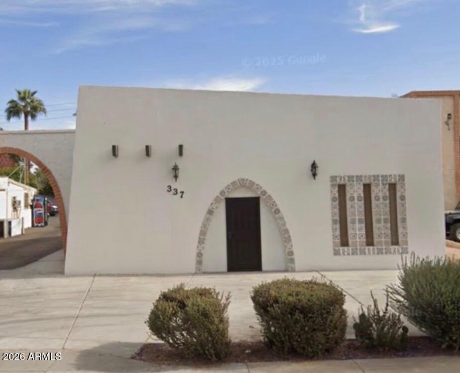 337 N ARIZONA Avenue, Chandler, AZ 85225