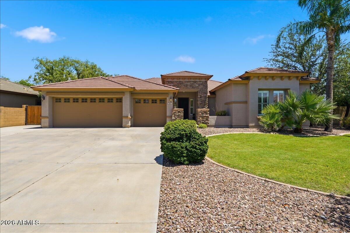 845 N THUNDERBIRD Avenue, Gilbert, AZ 85234