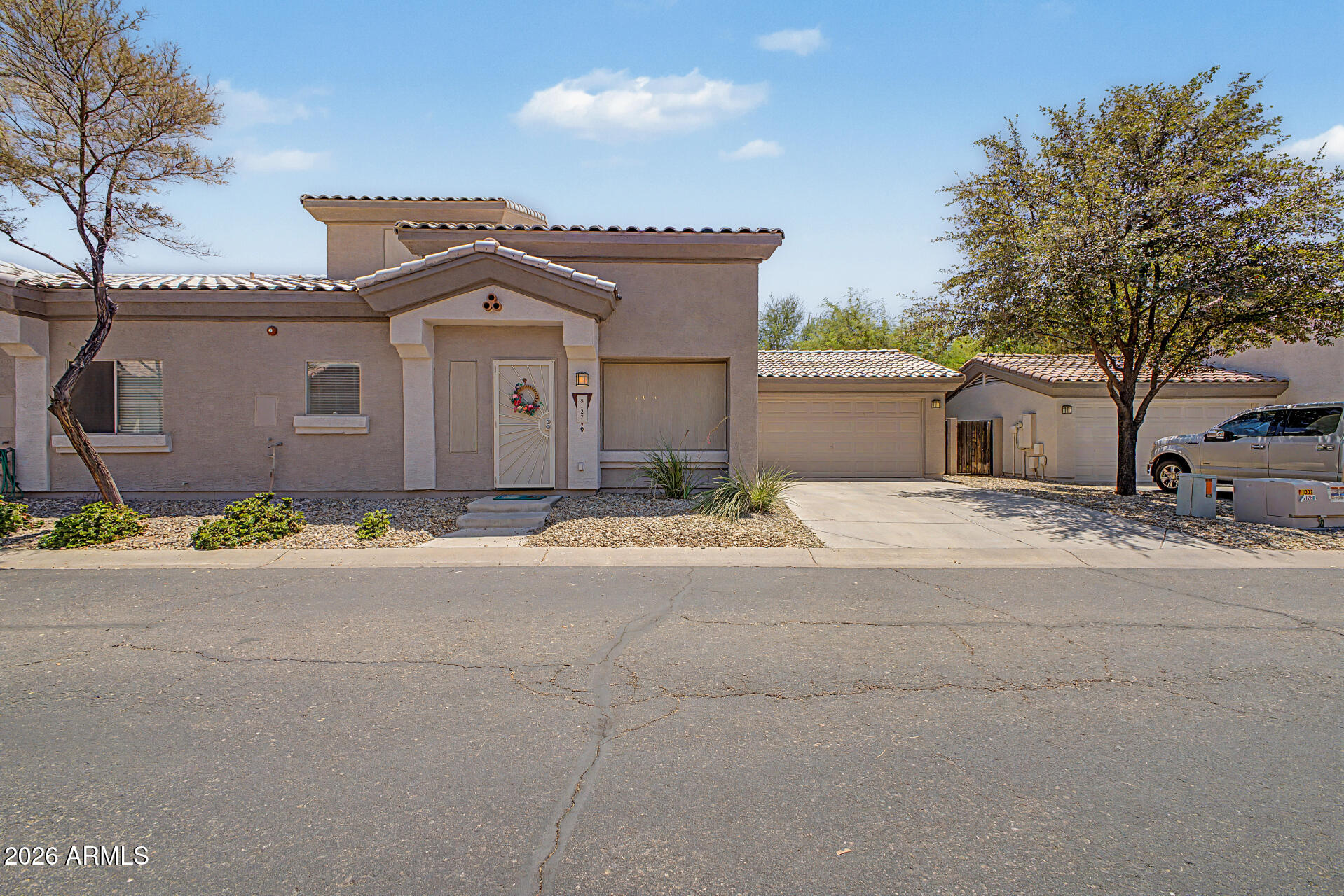 8127 W ZOE ELLA Way, Peoria, AZ 85382