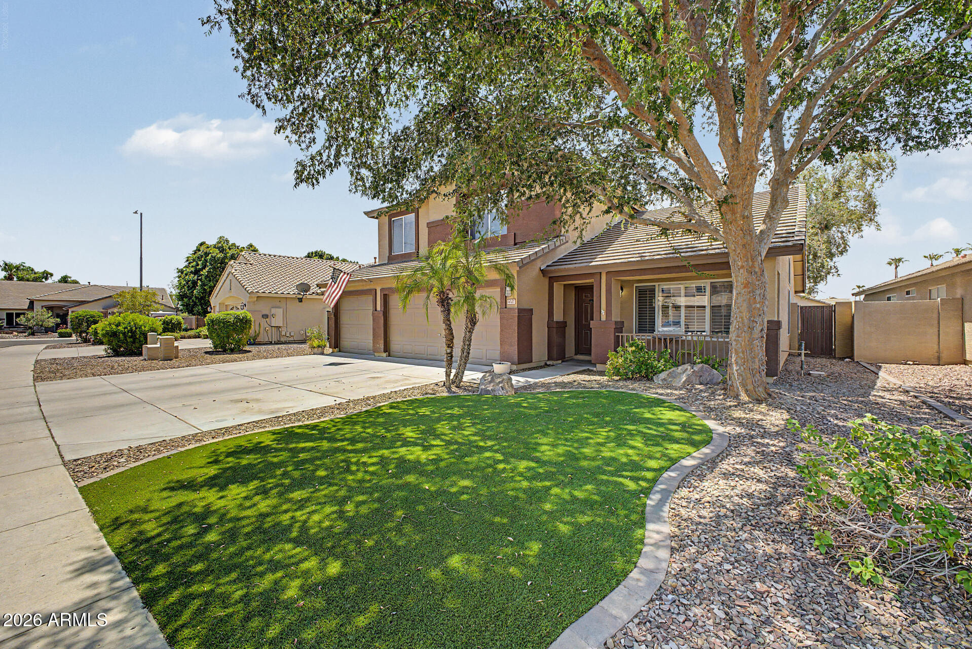 8227 W HARMONY Lane, Peoria, AZ 85382