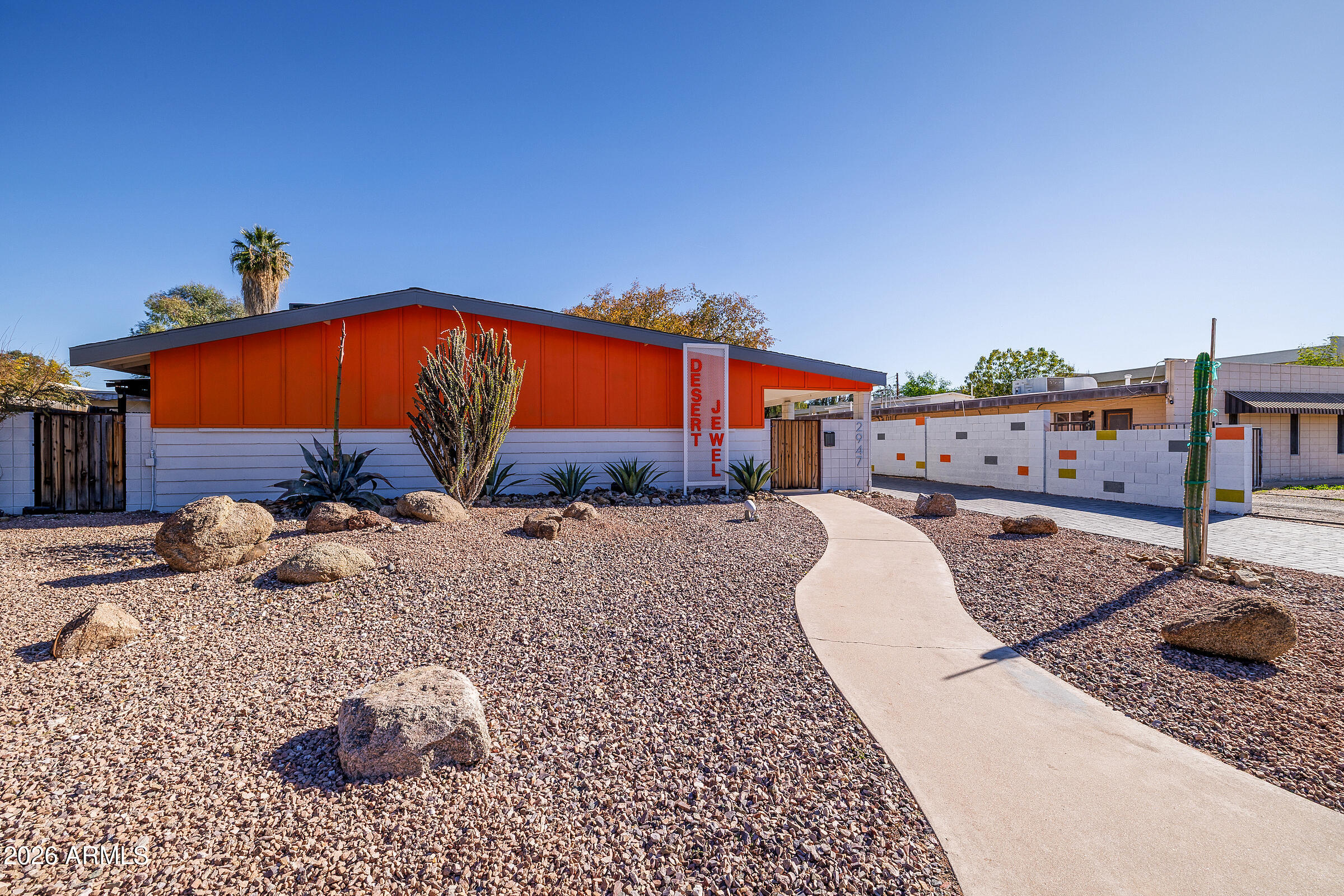2947 N 39TH Street, Phoenix, AZ 85018