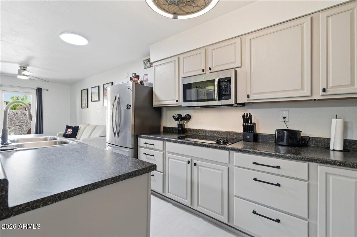 540 N MAY 1075, Mesa, AZ 85201