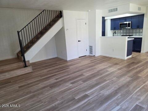 712 E EUGIE Avenue, Phoenix, AZ 85022
