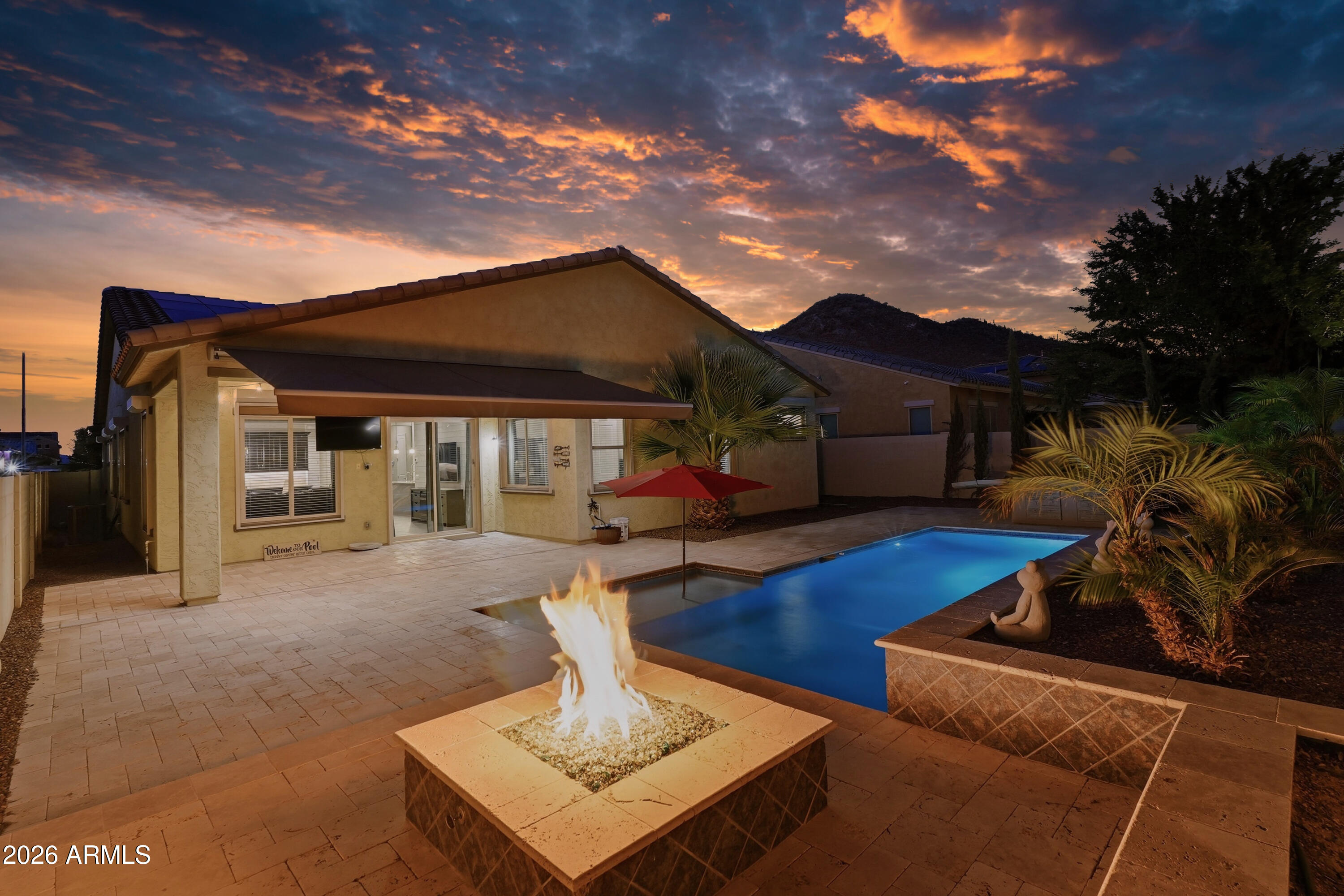 10333 W BUCKHORN Trail, Peoria, AZ 85383