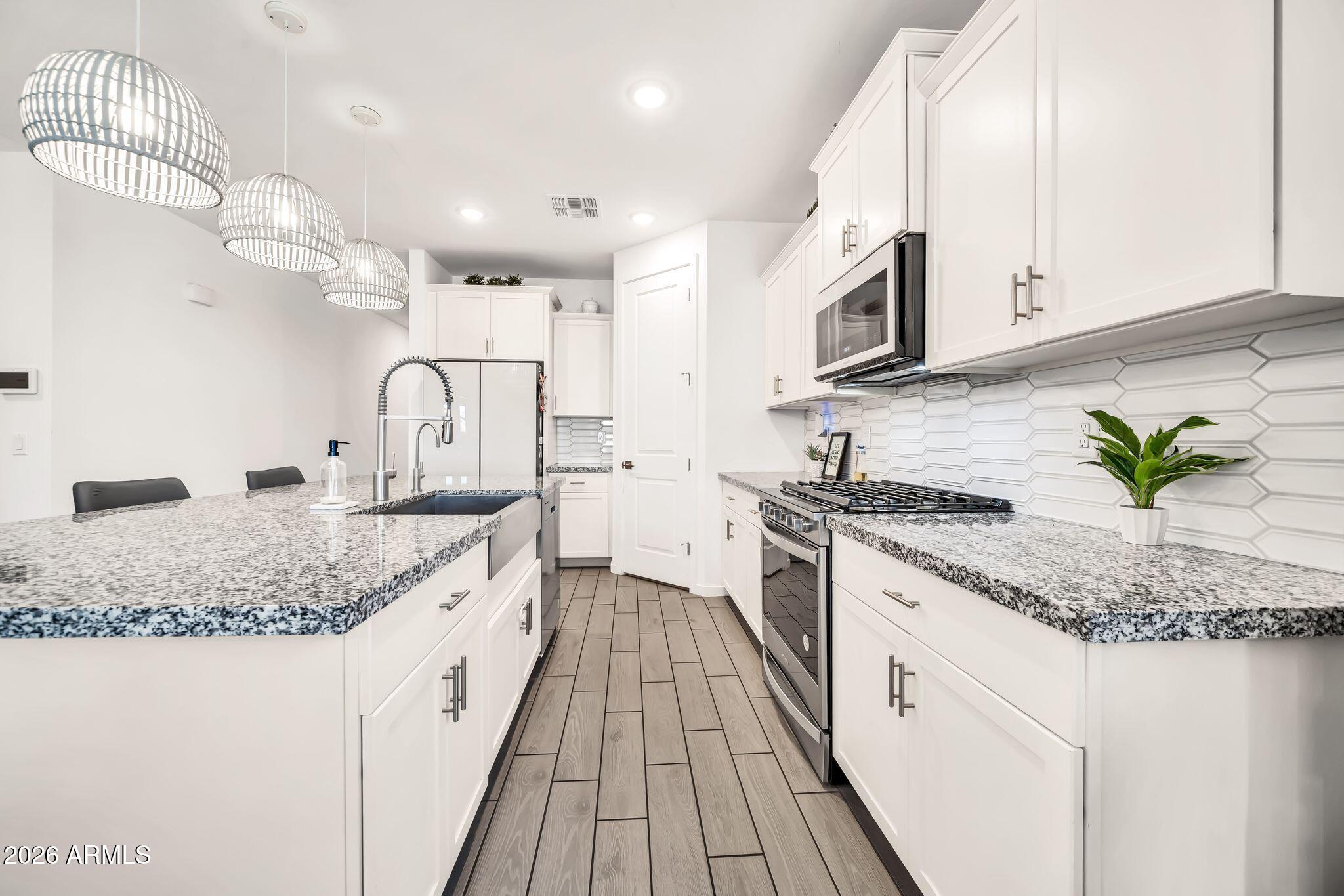 6838 W BETH Drive, Laveen, AZ 85339