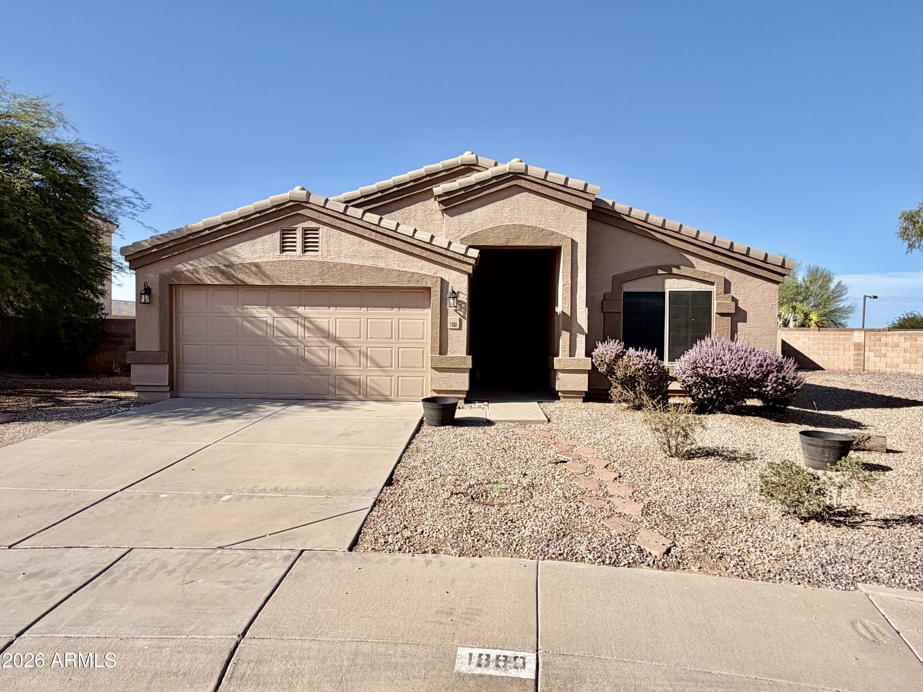 1880 E KACHINA Drive, Casa Grande, AZ 85122