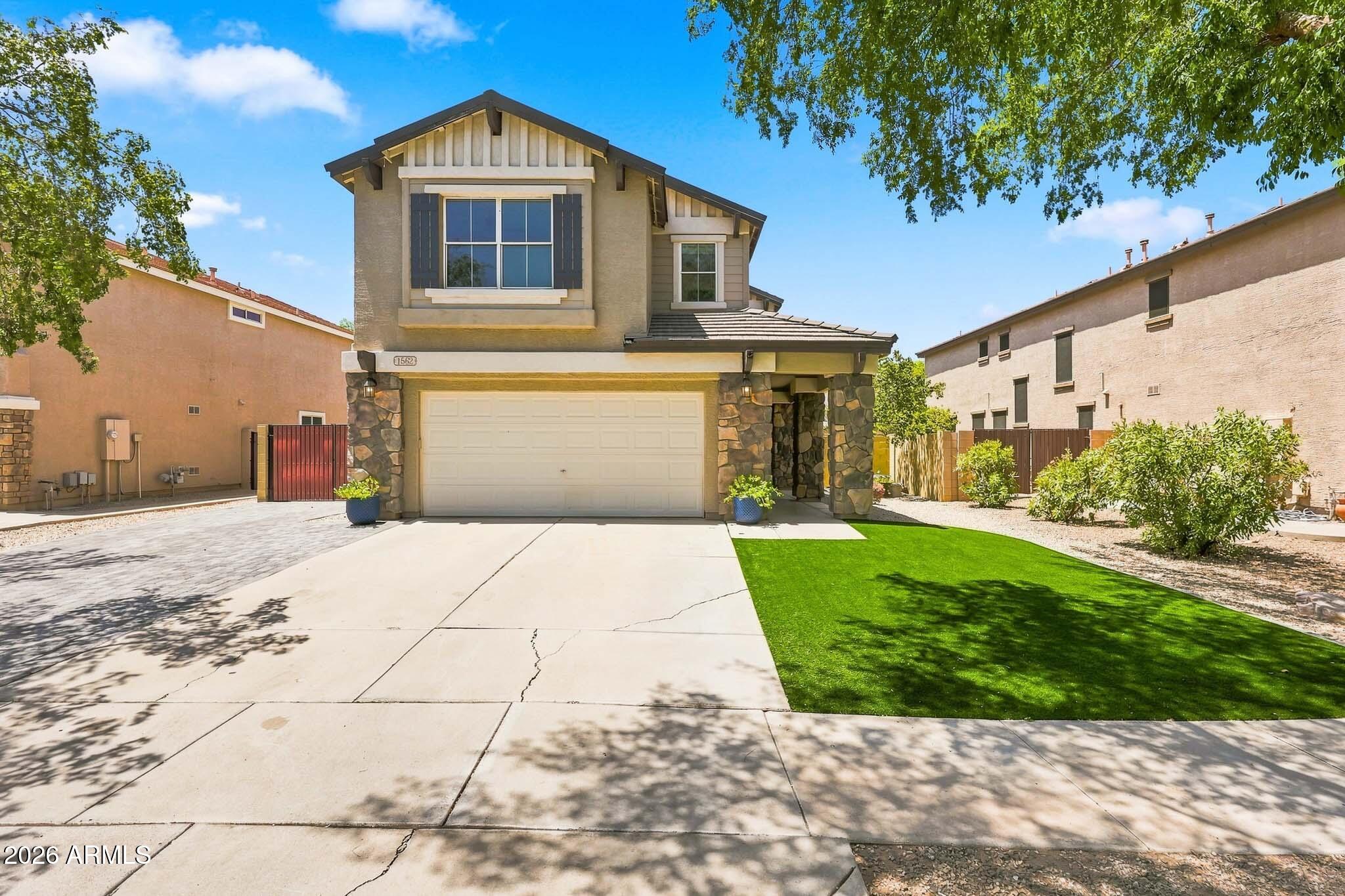 1562 S SABINO Court, Gilbert, AZ 85296