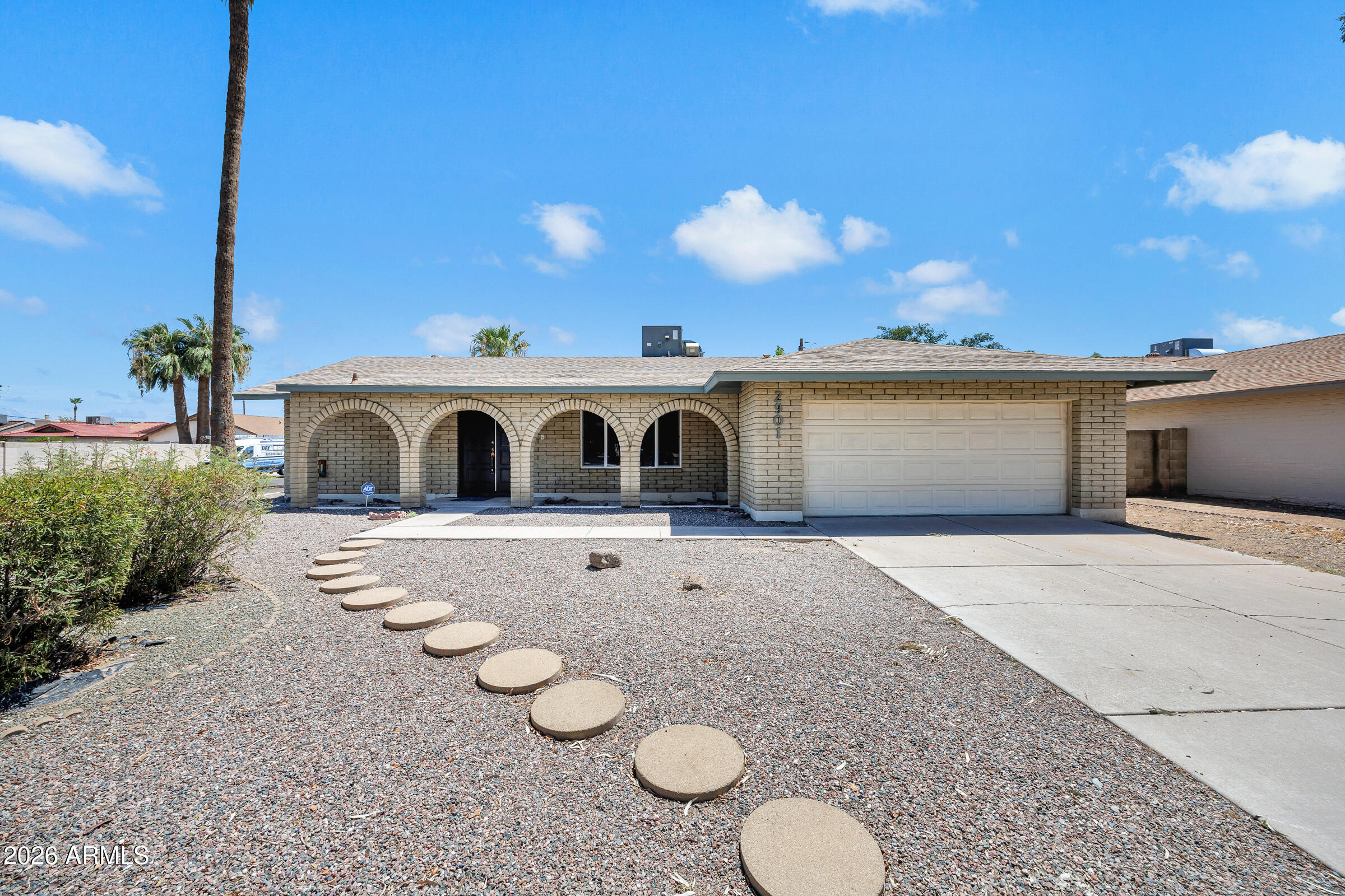 2901 W NORTHVIEW Avenue, Phoenix, AZ 85051