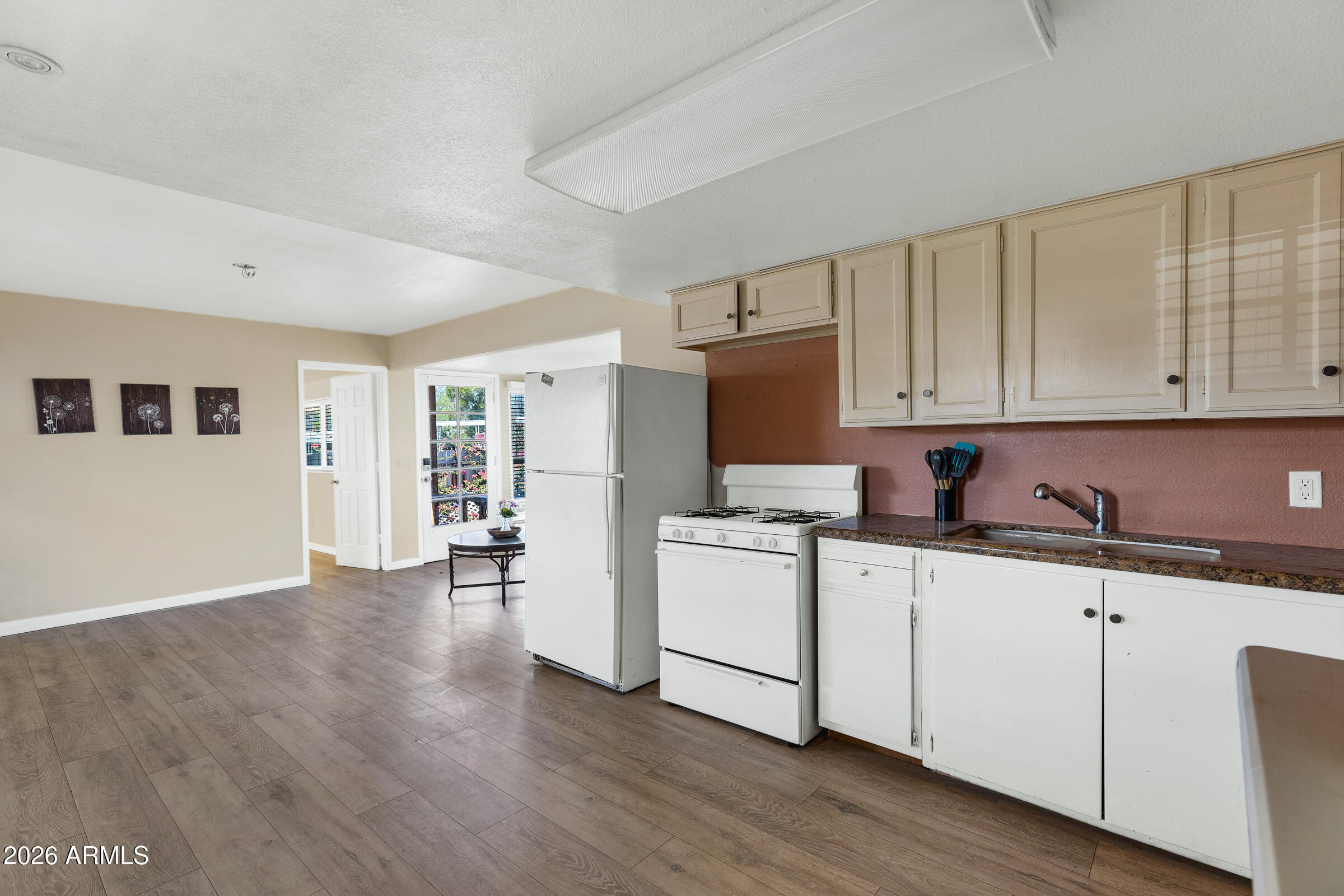 7660 E MCKELLIPS Road 82, Scottsdale, AZ 85257