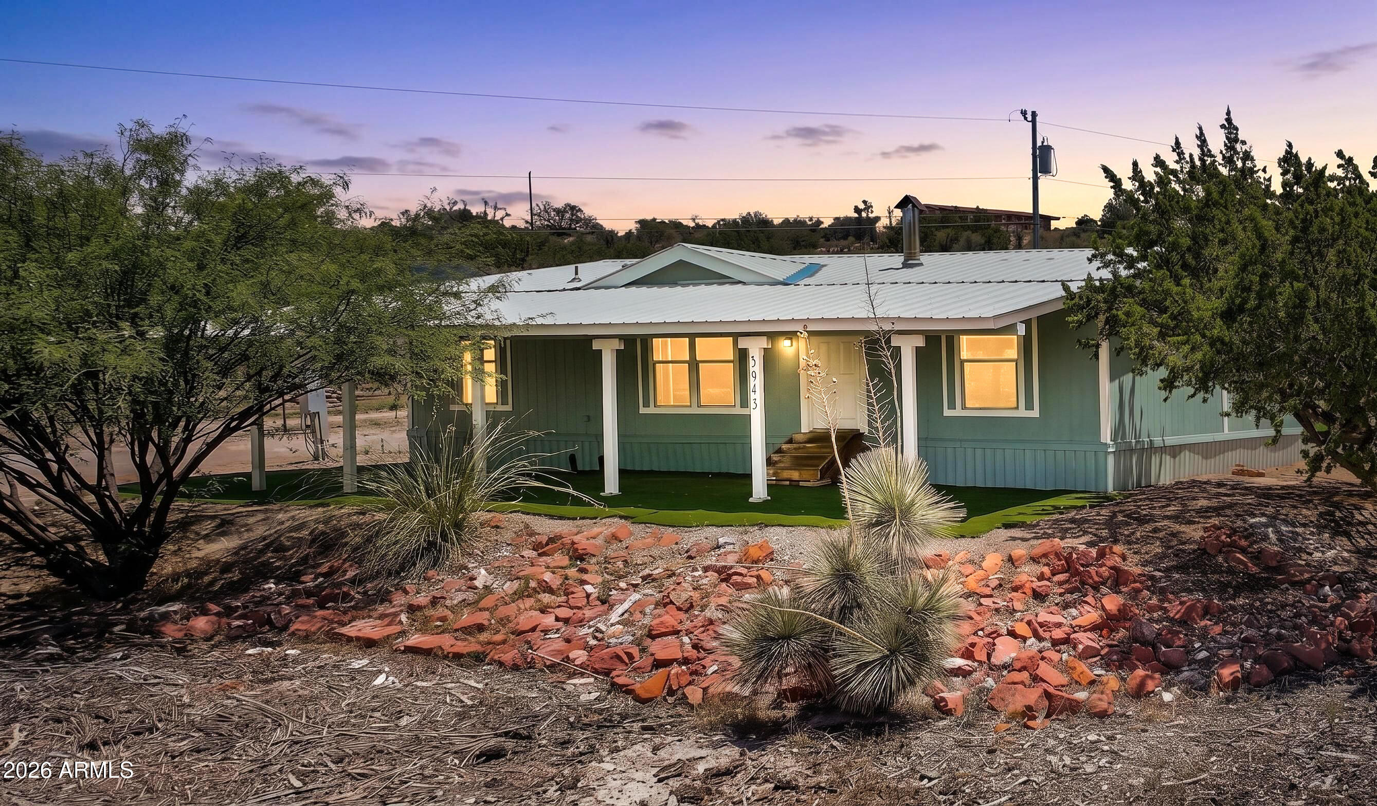 5943 N Bordeaux Road, Rimrock, AZ 86335