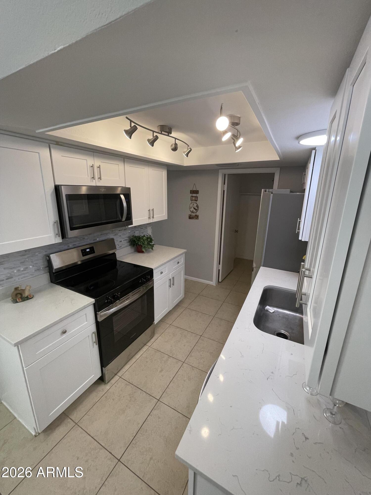 629 N MESA Drive 27, Mesa, AZ 85201