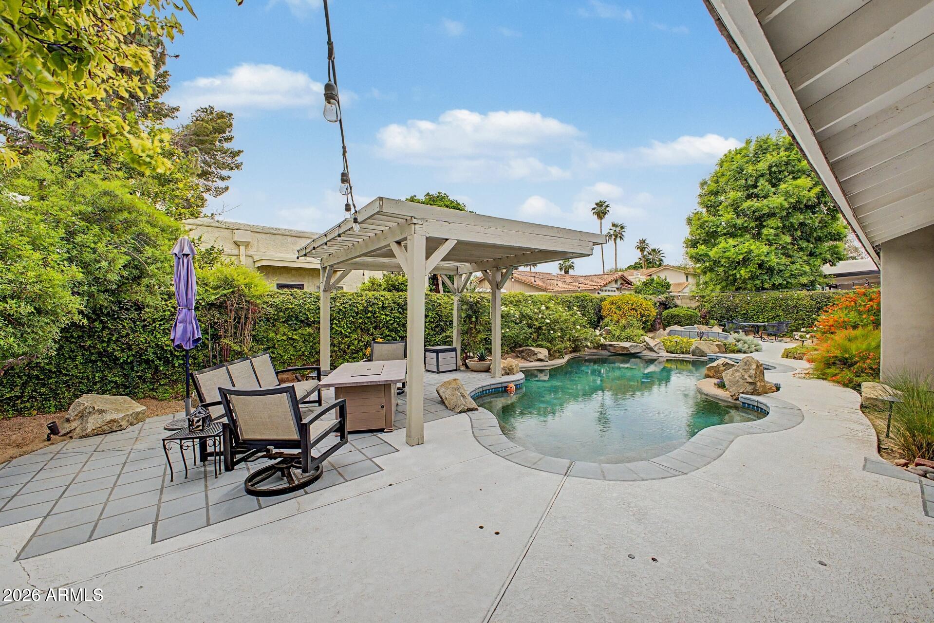 955 E EVENINGSTAR Lane, Tempe, AZ 85283