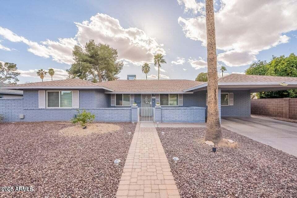 10844 N 37th Street, Phoenix, AZ 85028