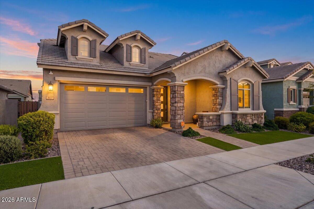 2637 S OLYMPIC Drive, Gilbert, AZ 85295