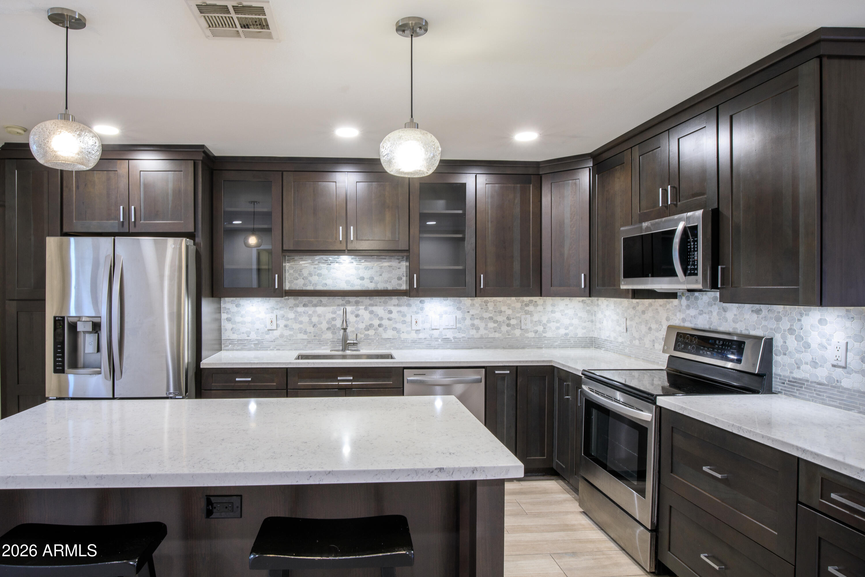 3157 E HAZELWOOD Street, Phoenix, AZ 85016