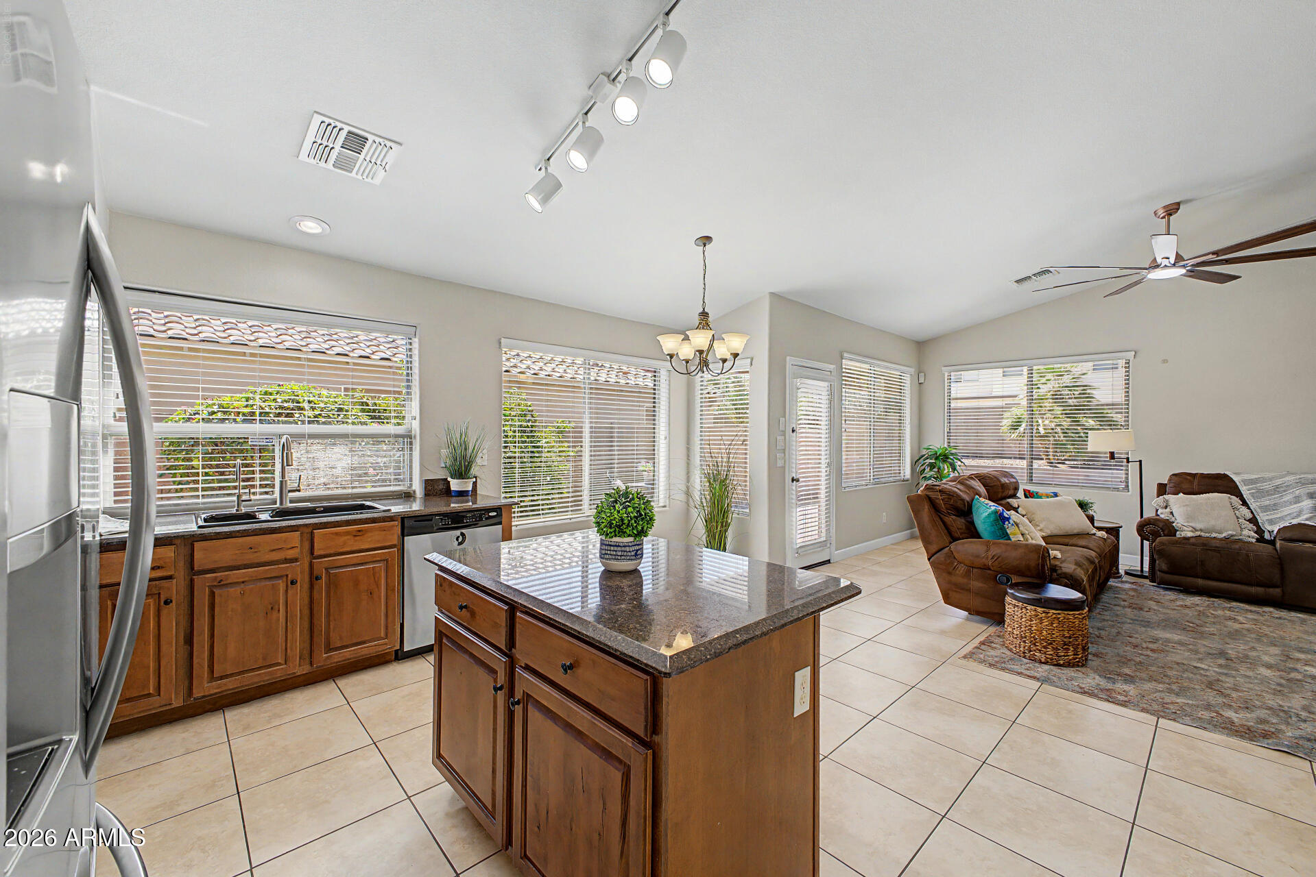 41949 W ANNE Lane, Maricopa, AZ 85138