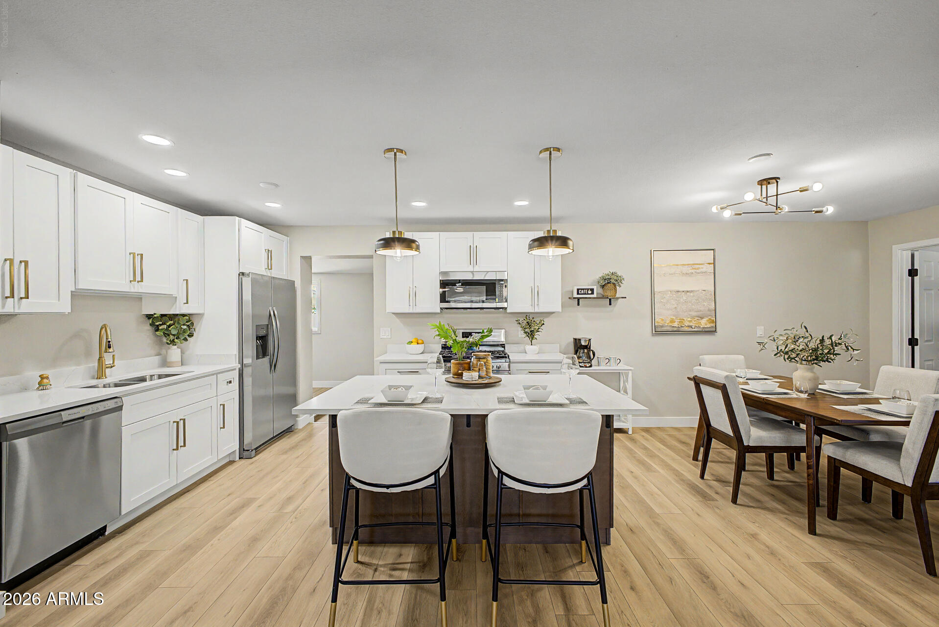 1657 W 2ND Street, Mesa, AZ 85201