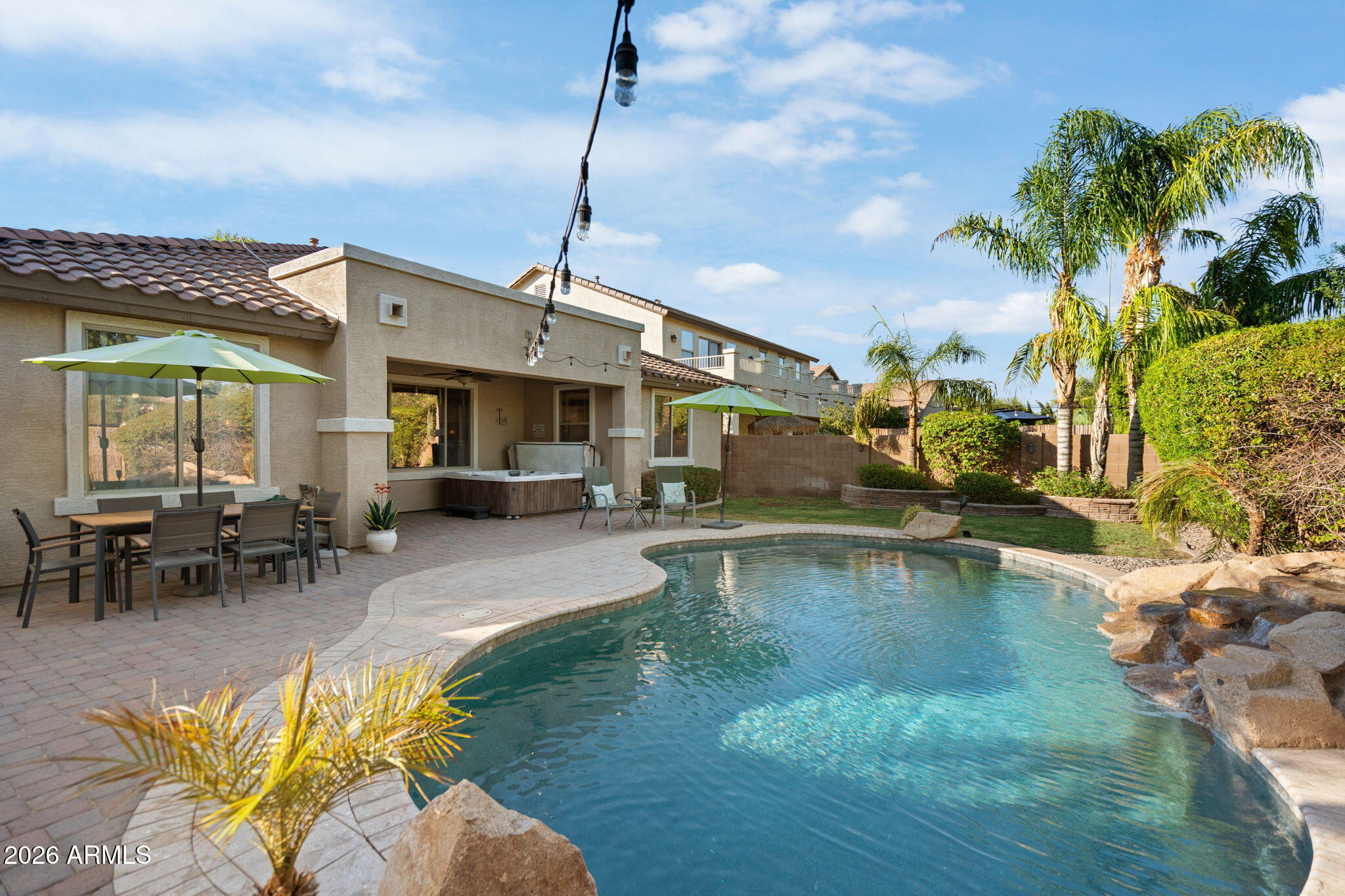 2351 S GLEN Drive, Chandler, AZ 85286