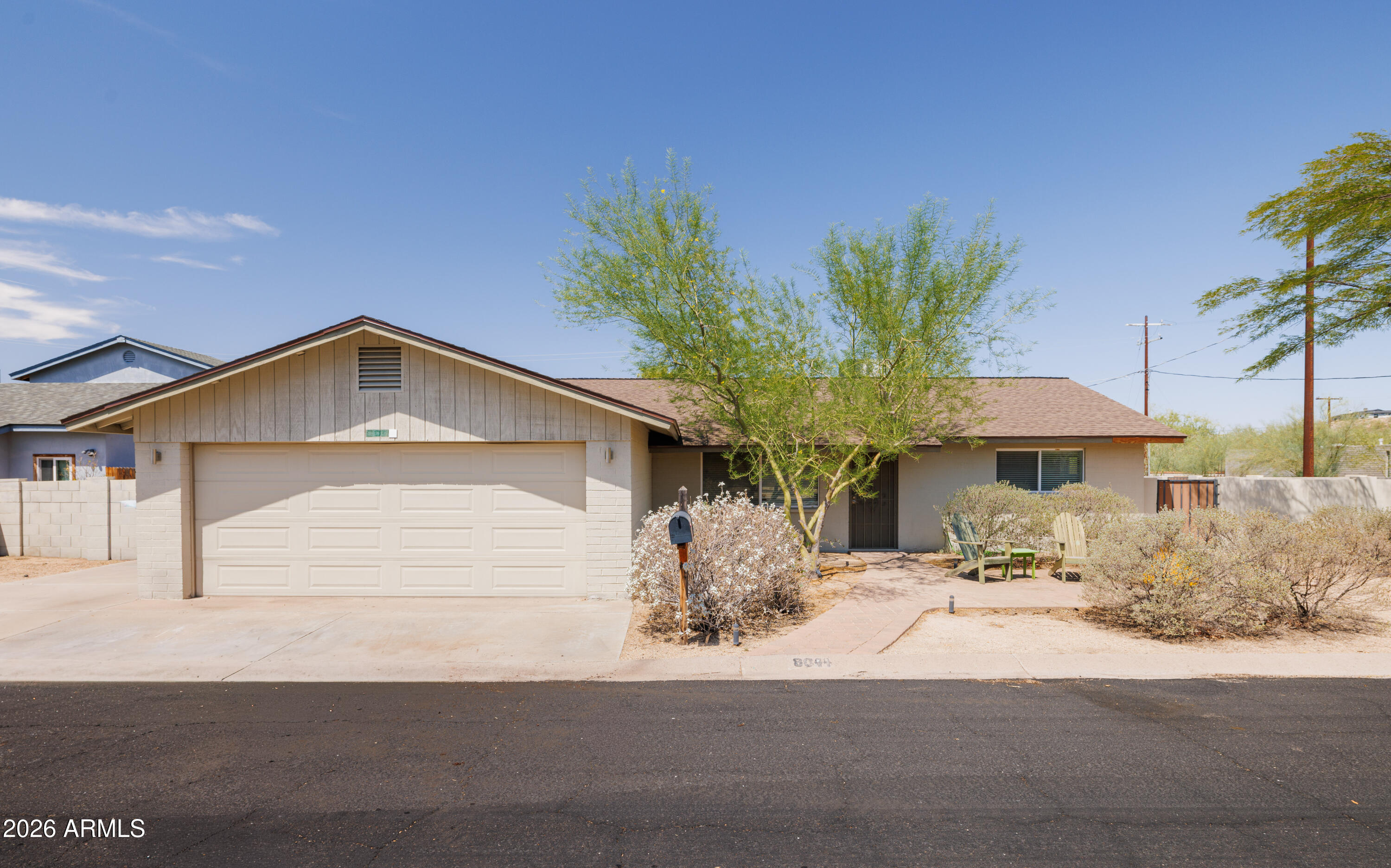 8044 N 15TH Street, Phoenix, AZ 85020