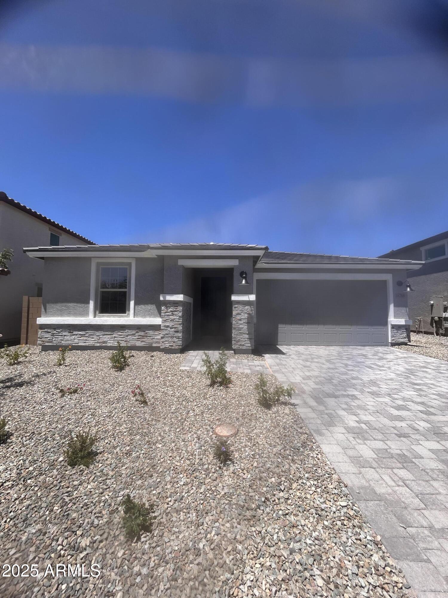 18708 E HELIAN Drive, Gold Canyon, AZ 85118