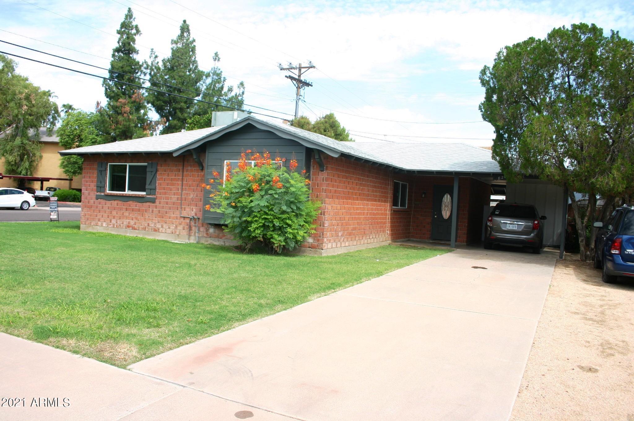 8206 E Roma Avenue, Scottsdale, AZ 85251