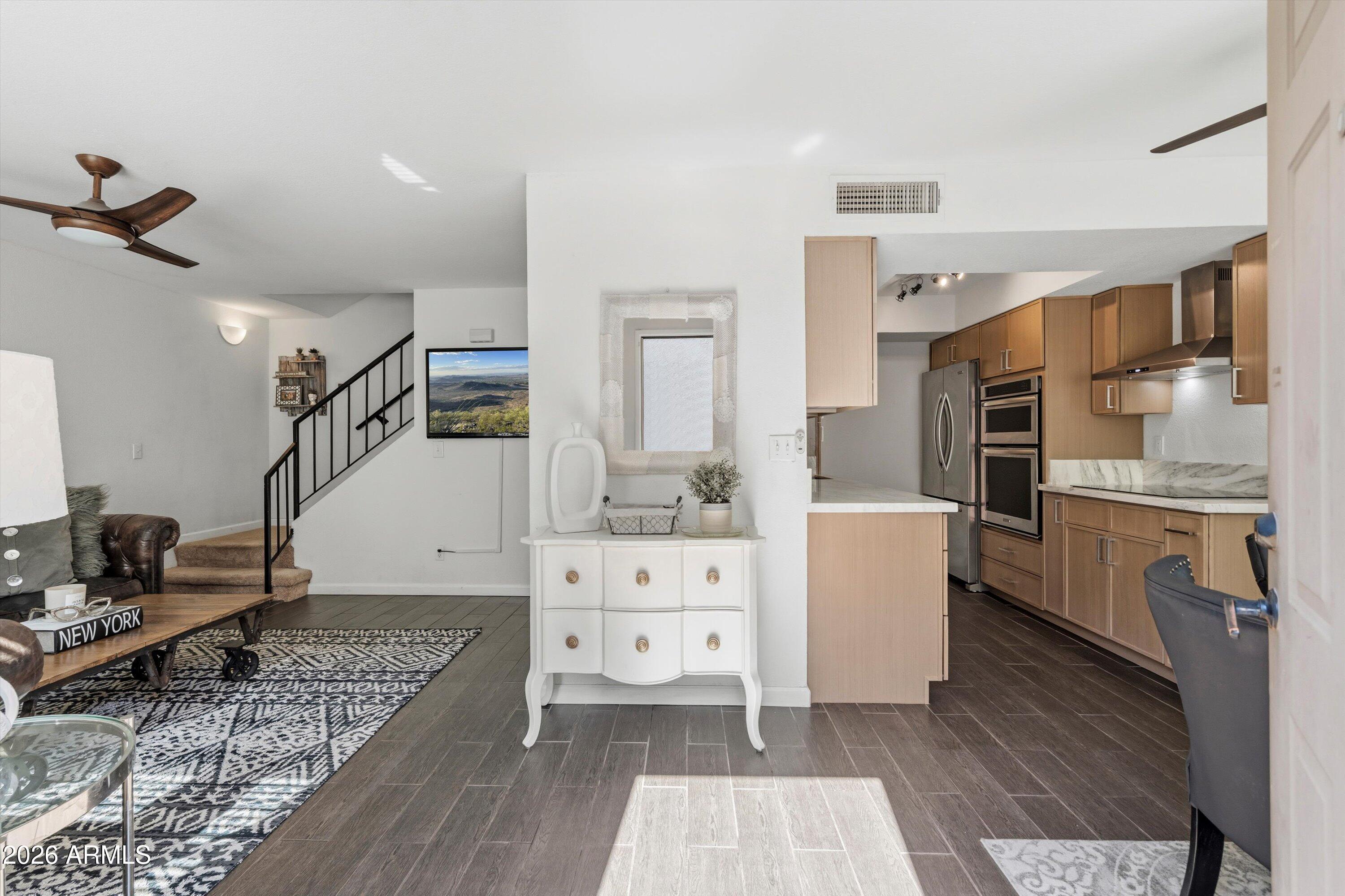 8524 E BELLEVIEW Street, Scottsdale, AZ 85257