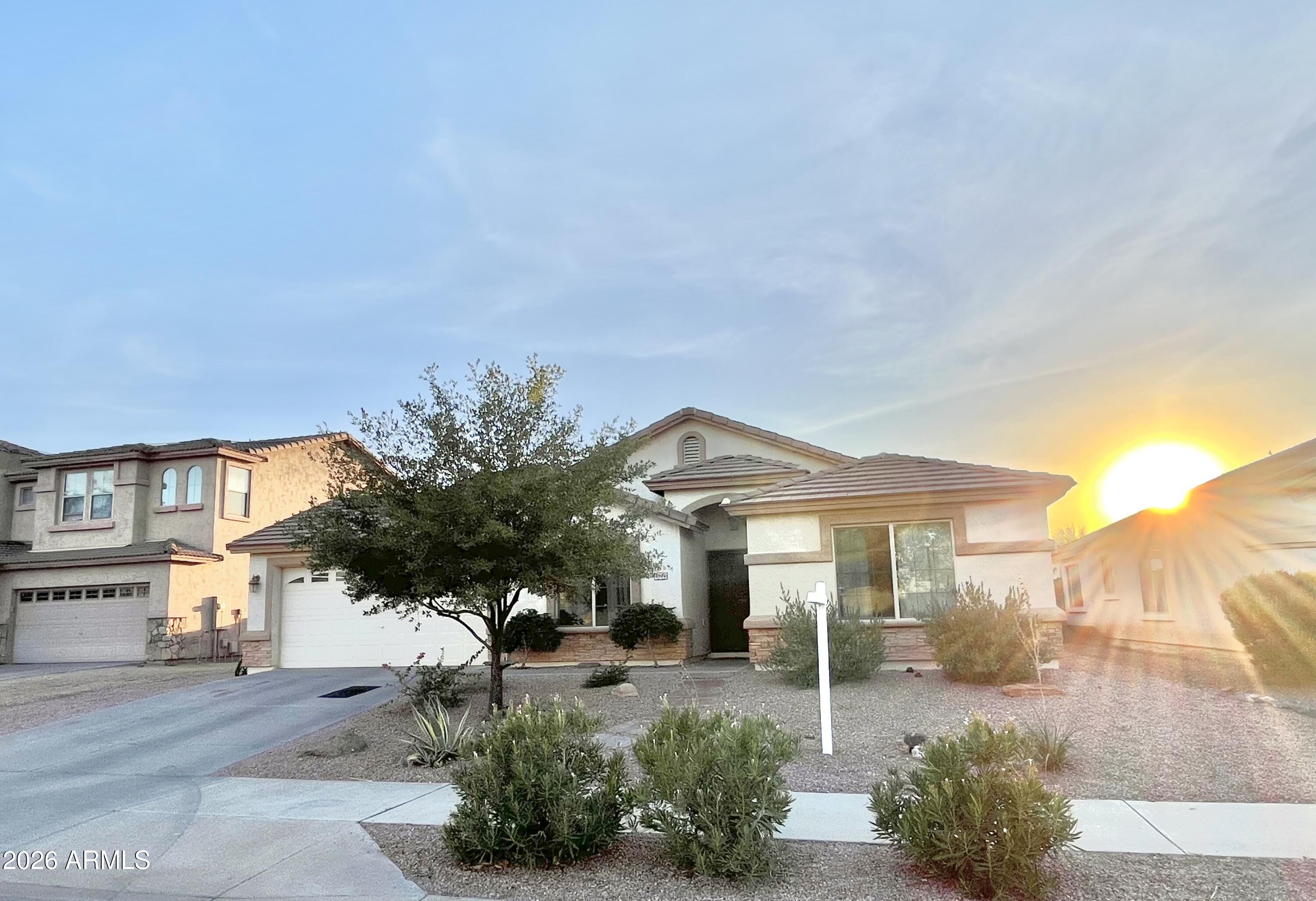 6914 S 22nd Lane, Phoenix, AZ 85041