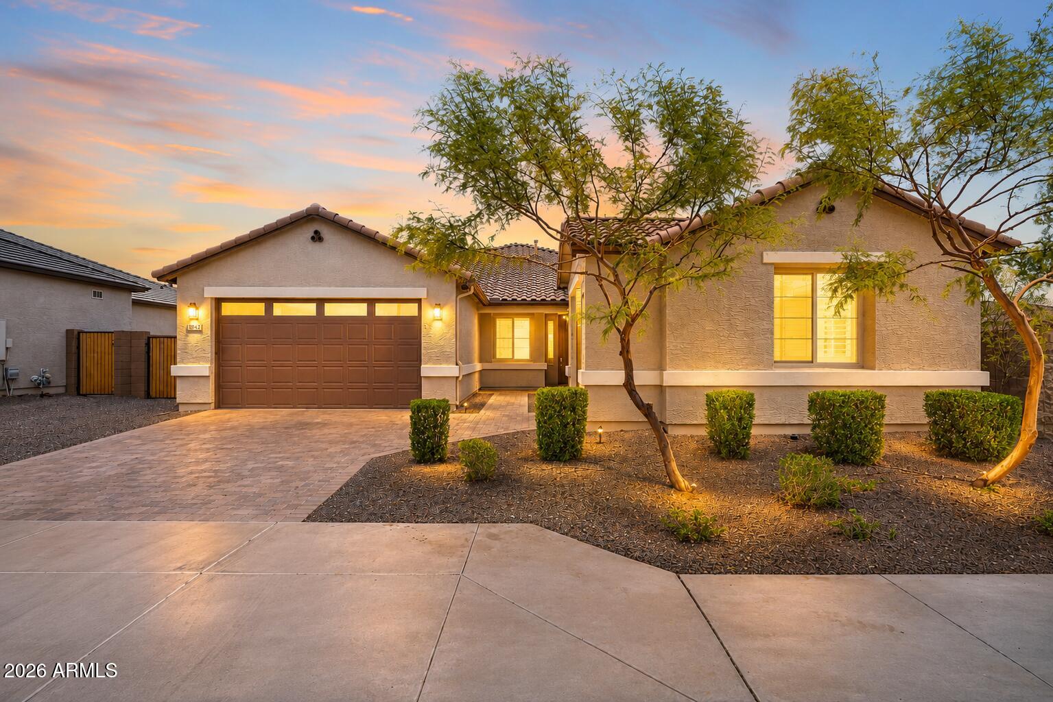 18542 W SELDON Lane, Waddell, AZ 85355