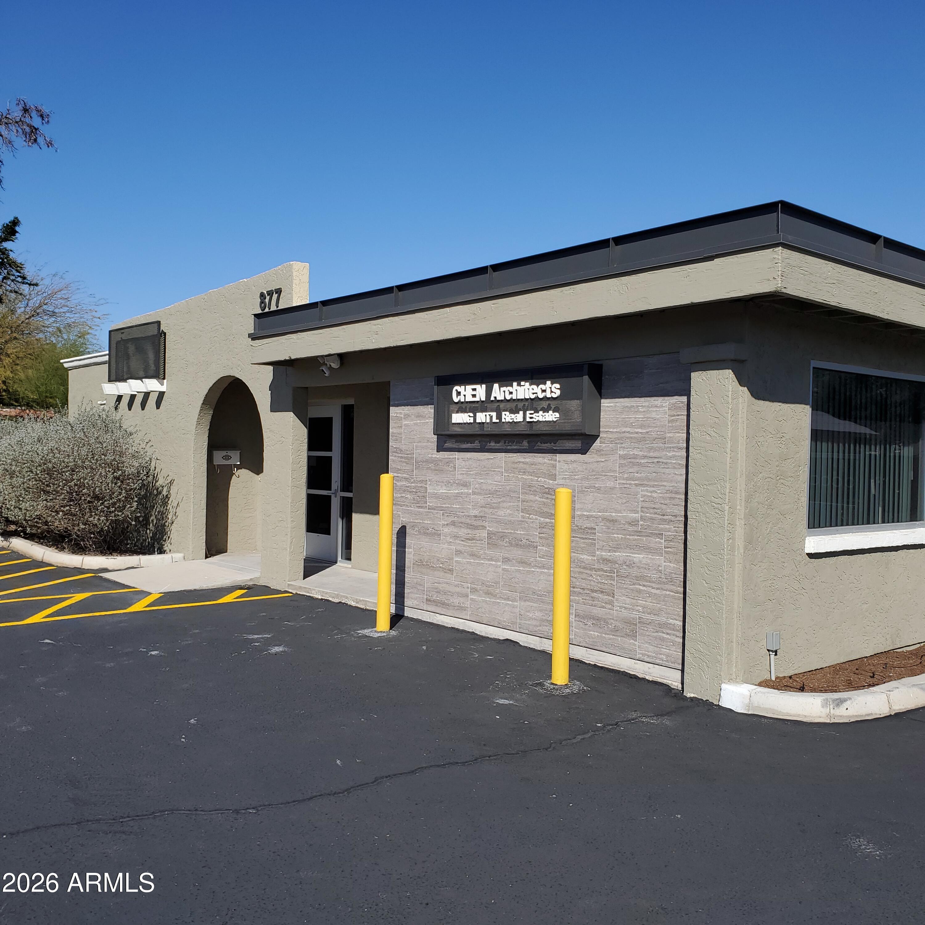 877 N ALMA SCHOOL Road, Chandler, AZ 85224