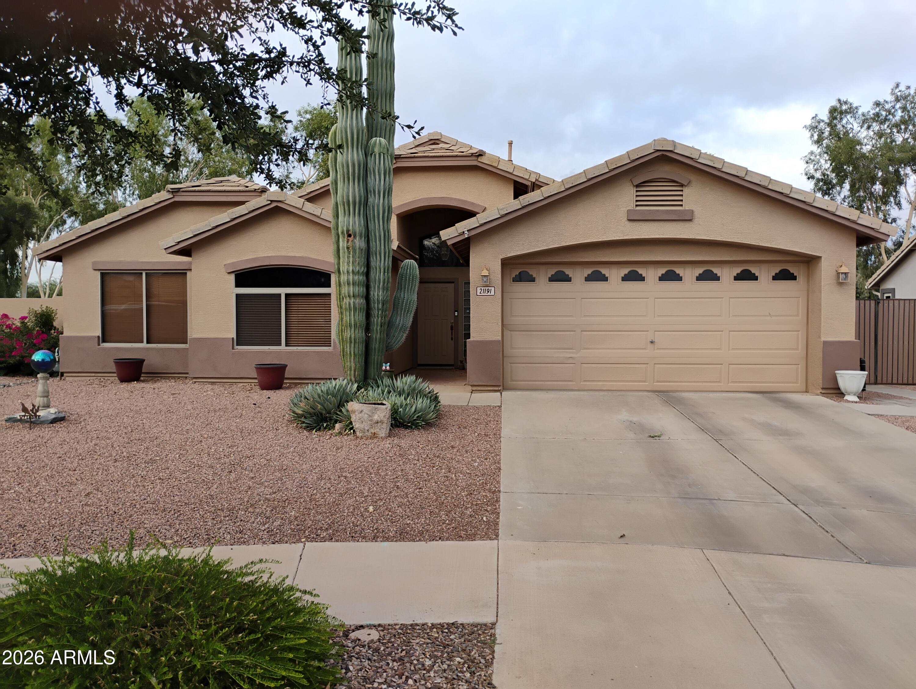 21191 E CALLE DE FLORES, Queen Creek, AZ 85142
