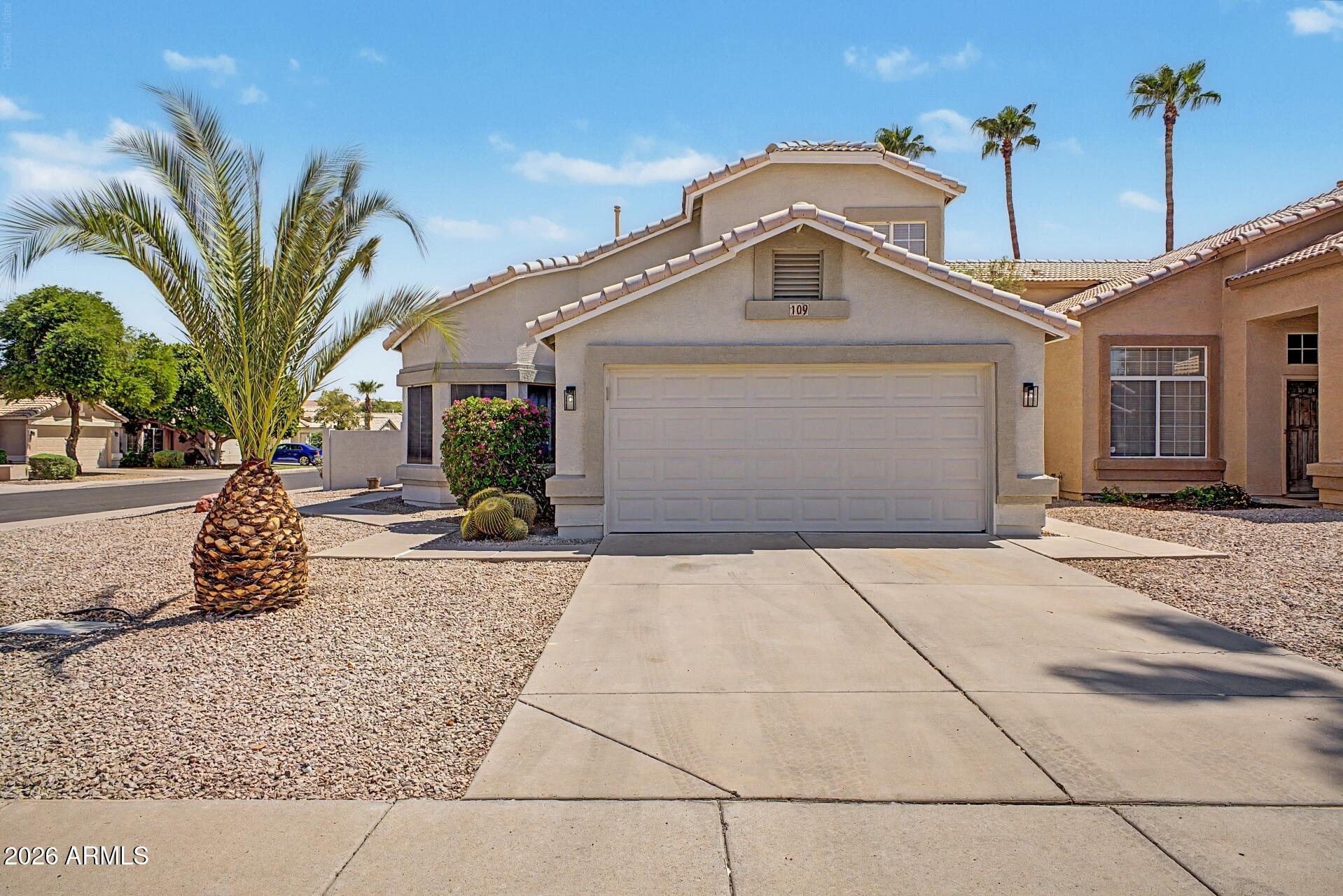 109 W SAGEBRUSH Street, Gilbert, AZ 85233