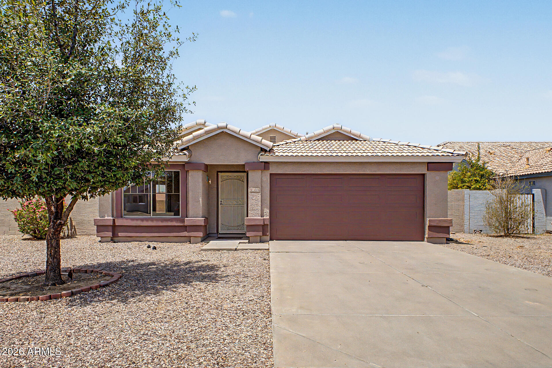 3866 S JOSHUA TREE Lane, Gilbert, AZ 85297