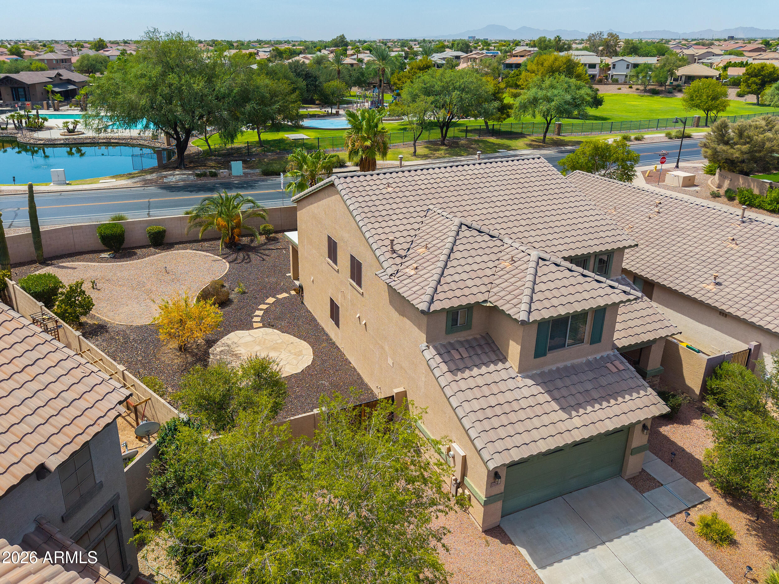 21019 N SANSOM Drive, Maricopa, AZ 85138
