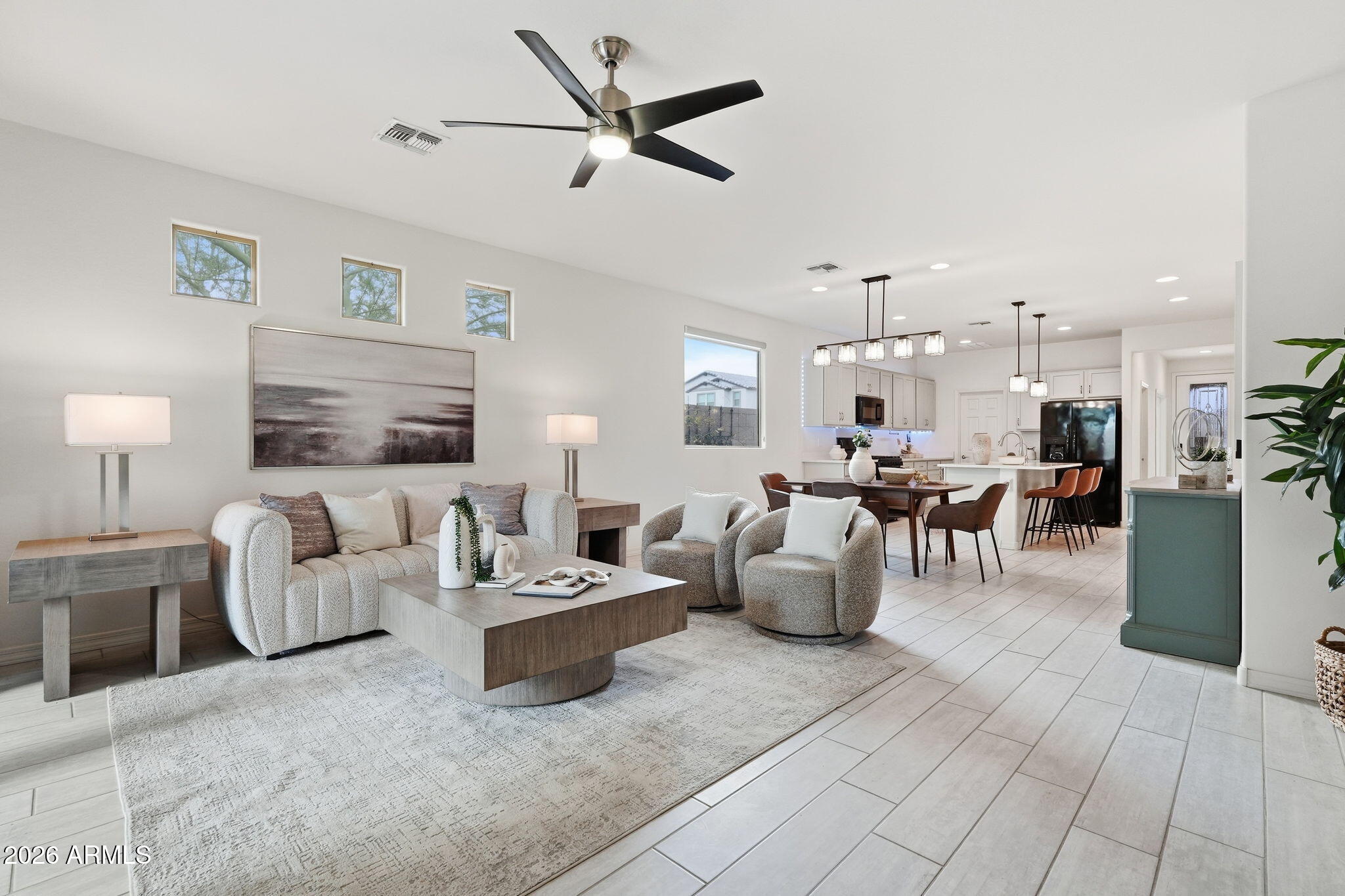 5718 W JONES Avenue, Phoenix, AZ 85043