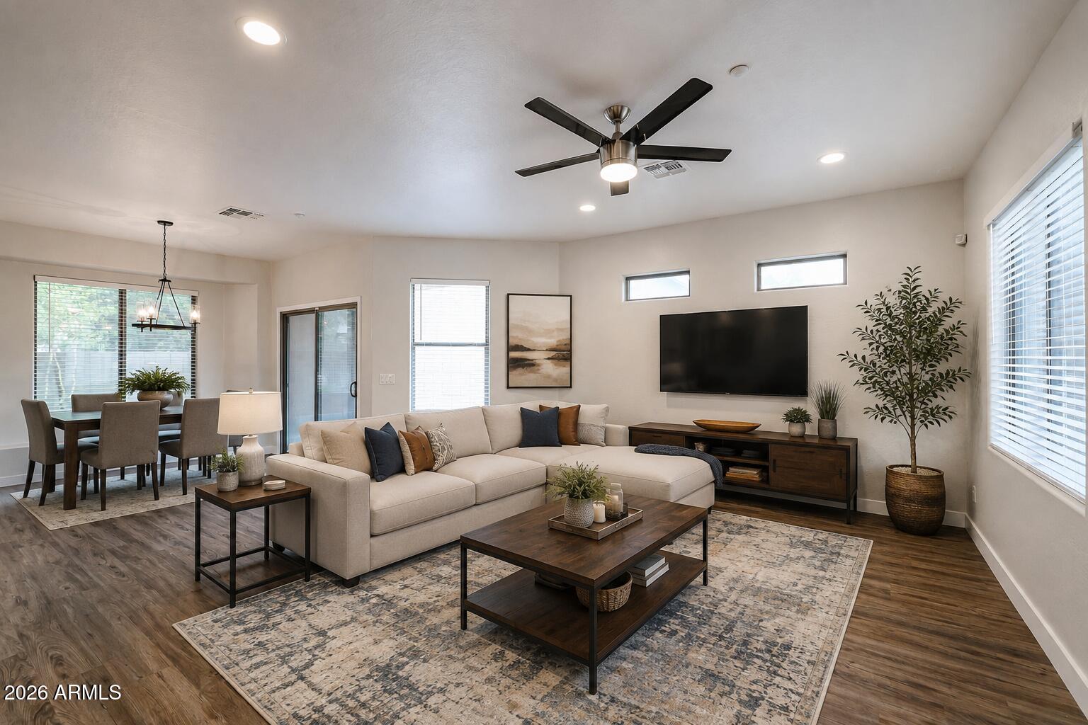 15881 N 74TH Avenue, Peoria, AZ 85382