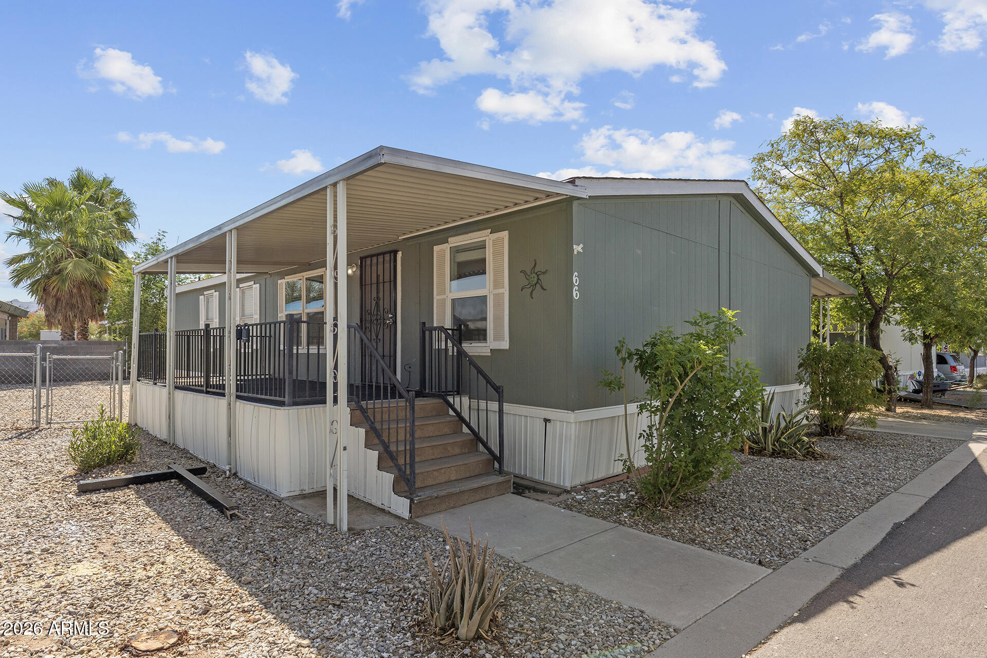 2200 N DELAWARE Drive 66, Apache Junction, AZ 85120