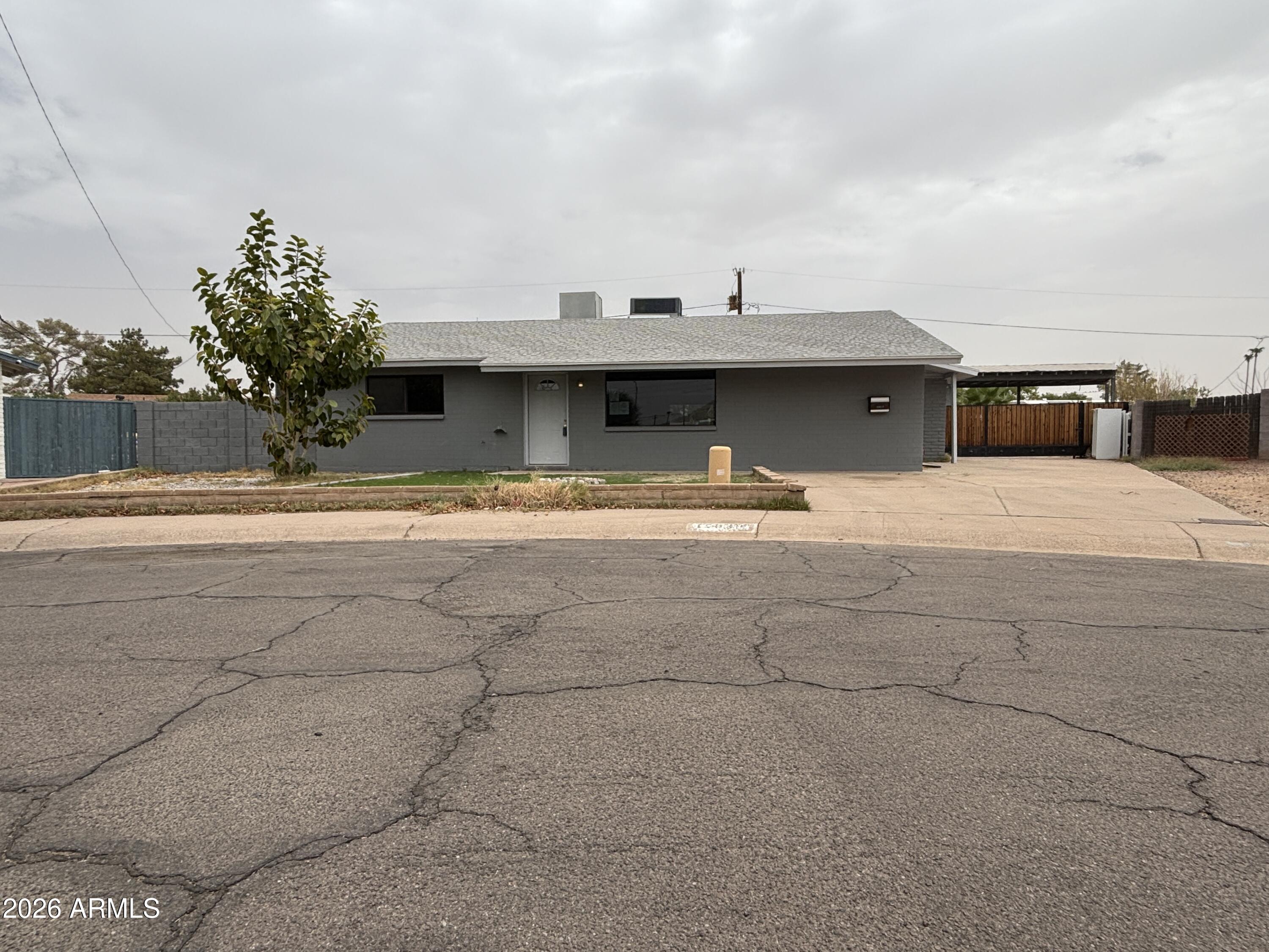 15039 N 24th Place, Phoenix, AZ 85032