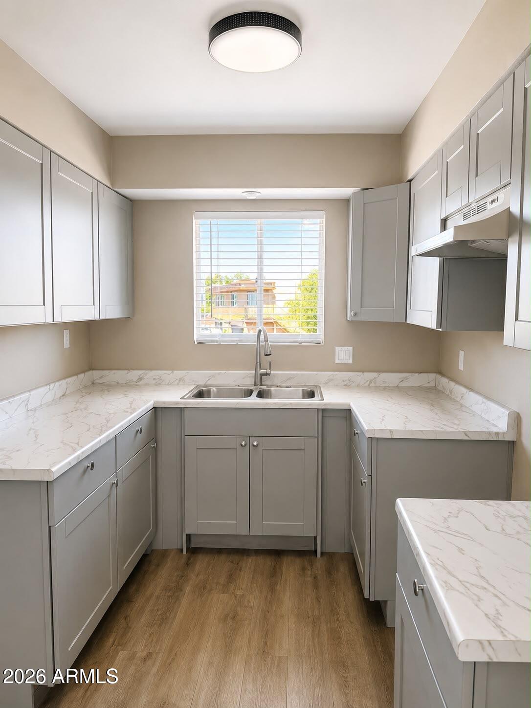 4714 E BELLEVIEW Street, Phoenix, AZ 85008