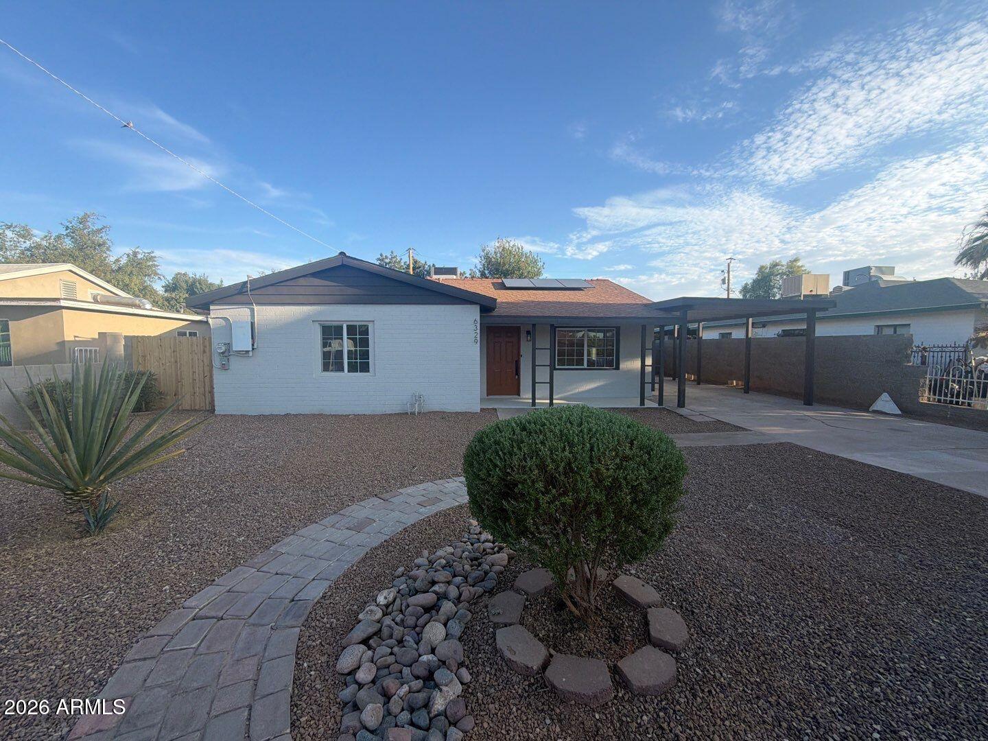6329 W OCOTILLO Road, Glendale, AZ 85301