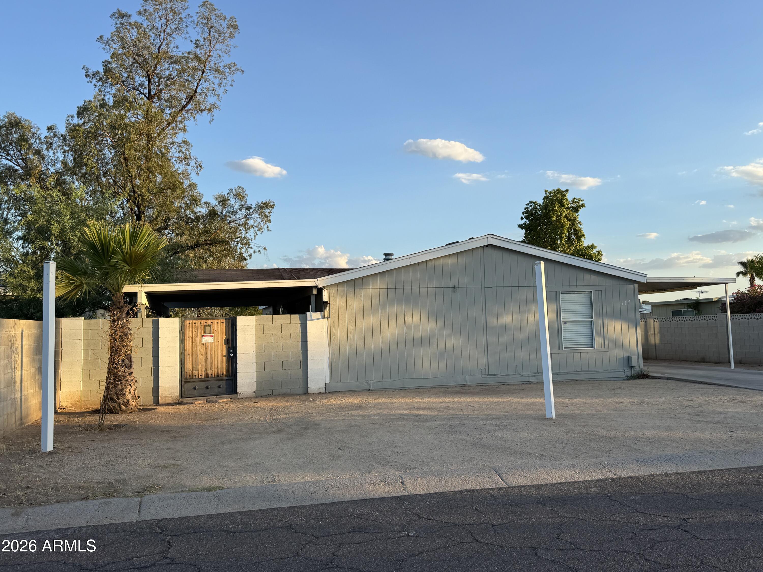 117 E VILLA THERESA Drive, Phoenix, AZ 85022