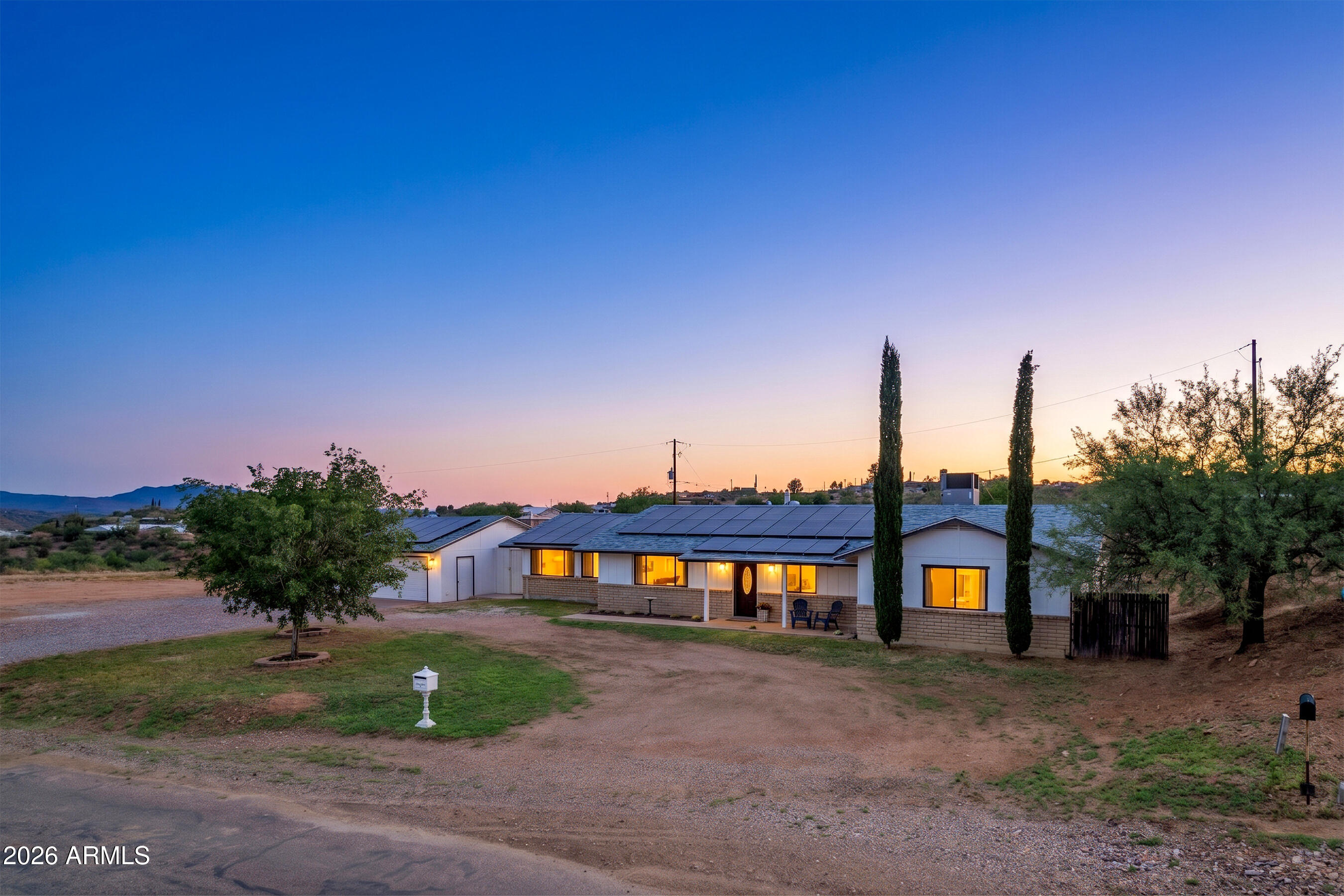 985 E SAGUARO Drive, Globe, AZ 85501