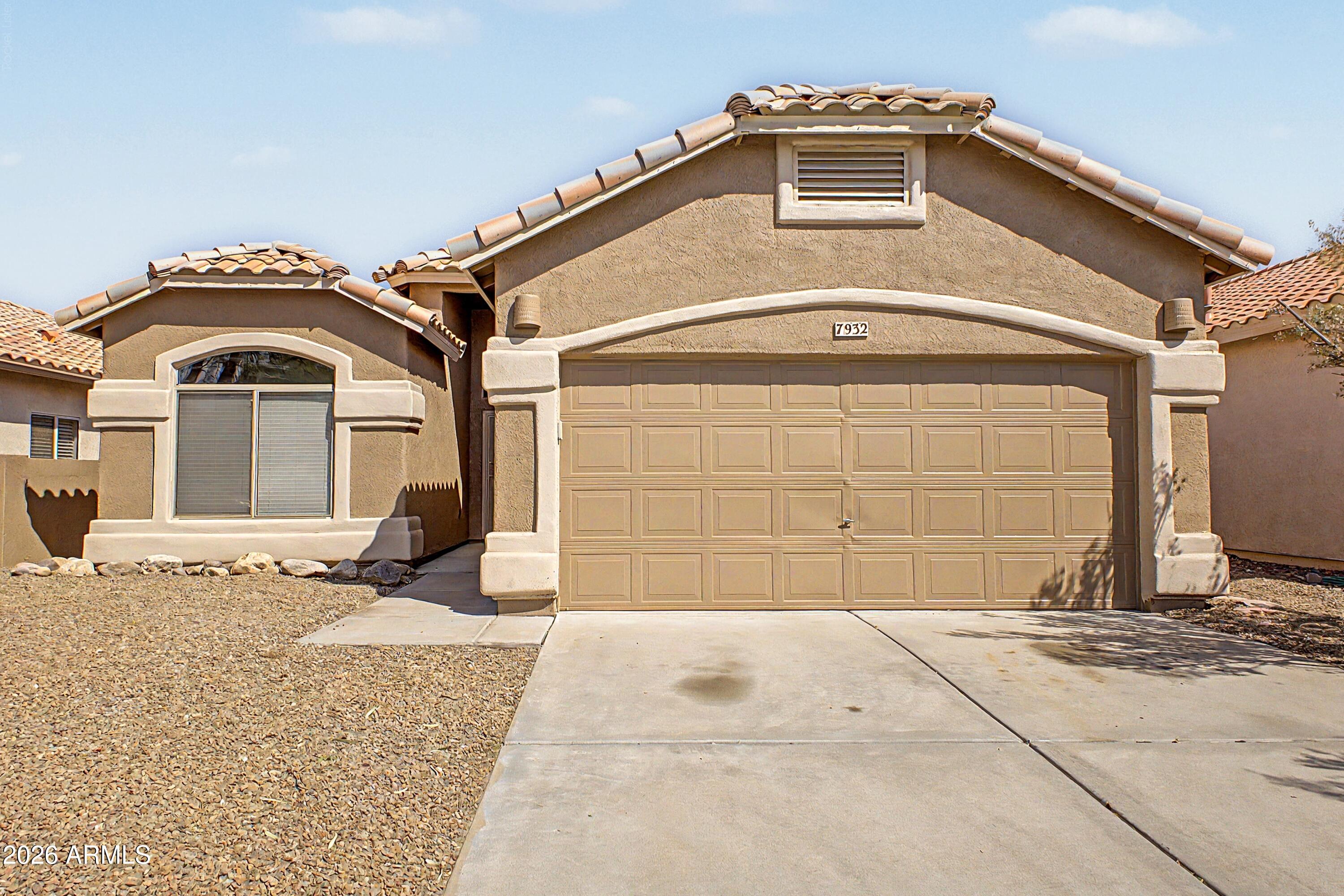 7932 N PANAMINT Drive, Tucson, AZ 85743