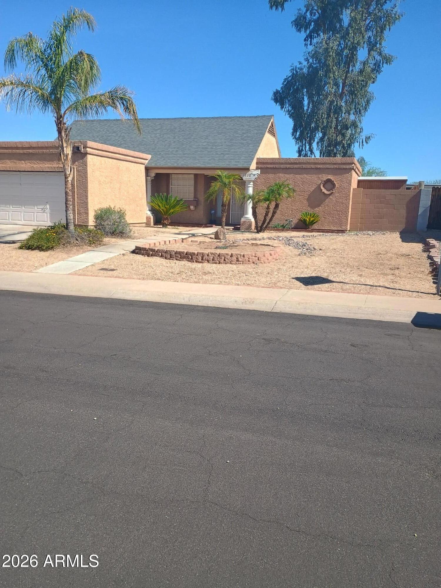 1238 E MARCO POLO Road E, Phoenix, AZ 85024