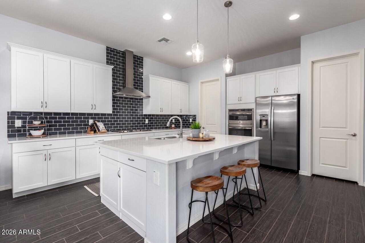 44036 N HUDSON Trail, New River, AZ 85087