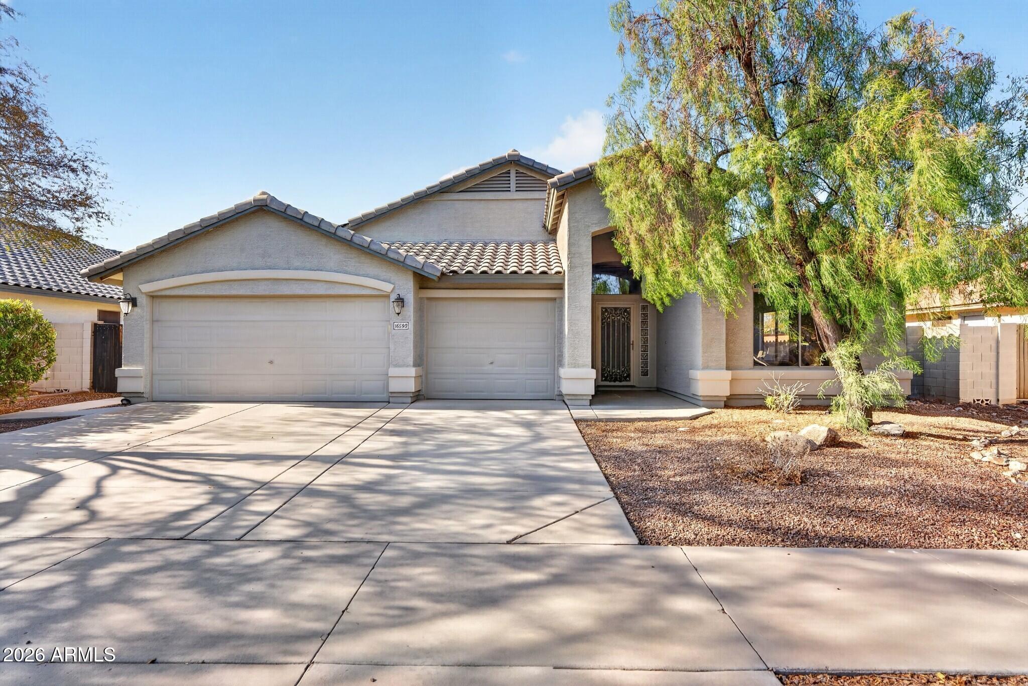 16590 W WOODLANDS Avenue, Goodyear, AZ 85338