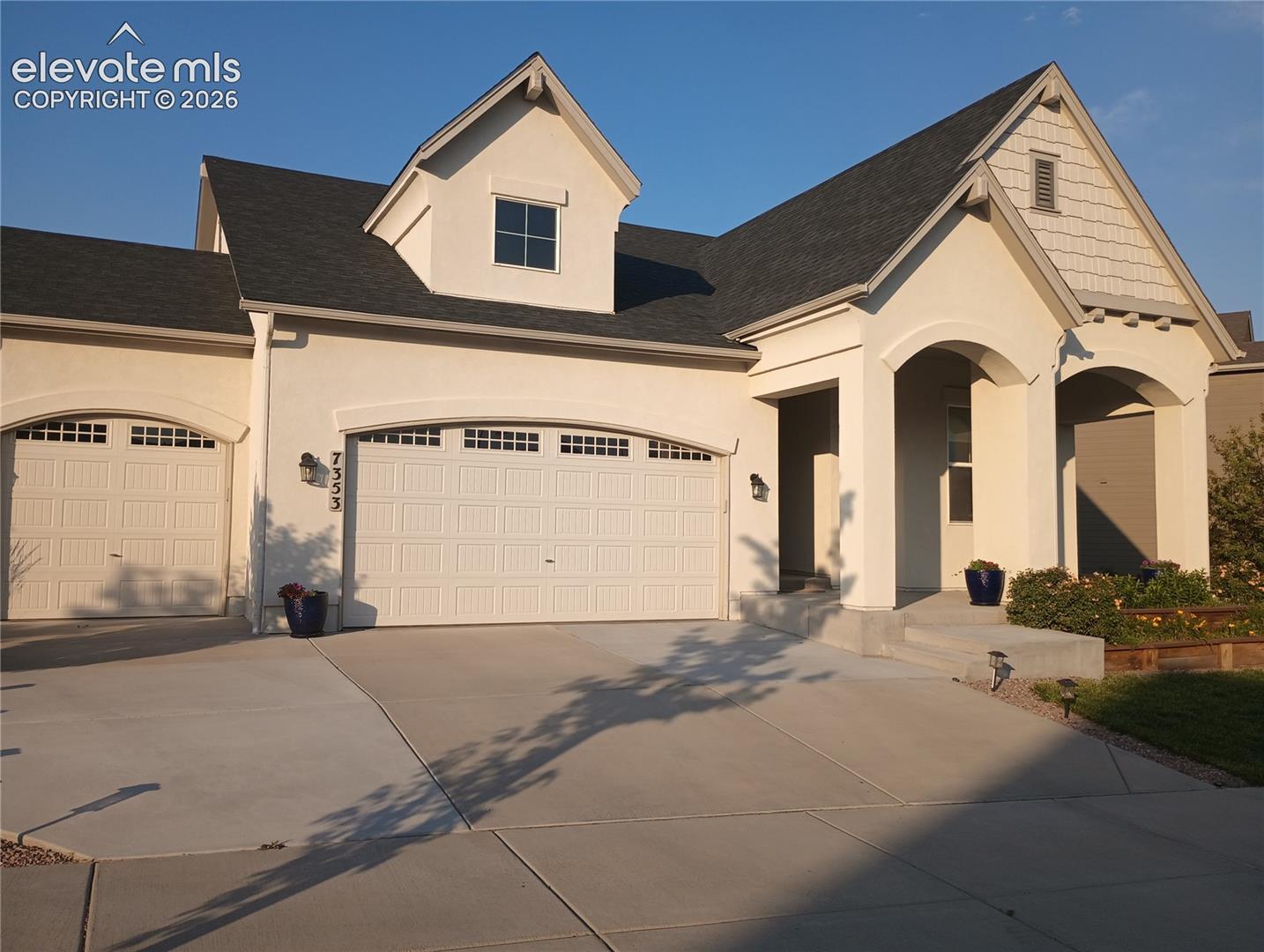 7353 Rim Bluff Lane, Colorado Springs, CO 80927