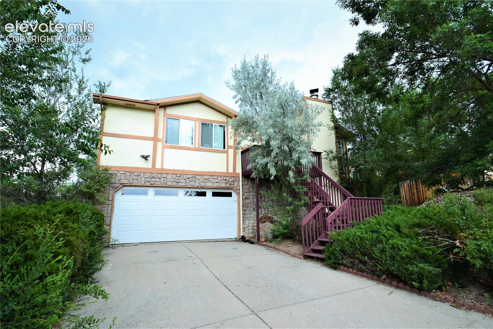 1288 Suncrest Way, Colorado Springs, CO 80906