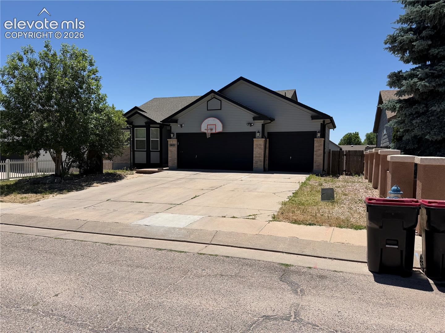 2921 Walton Creek Drive, Colorado Springs, CO 80922
