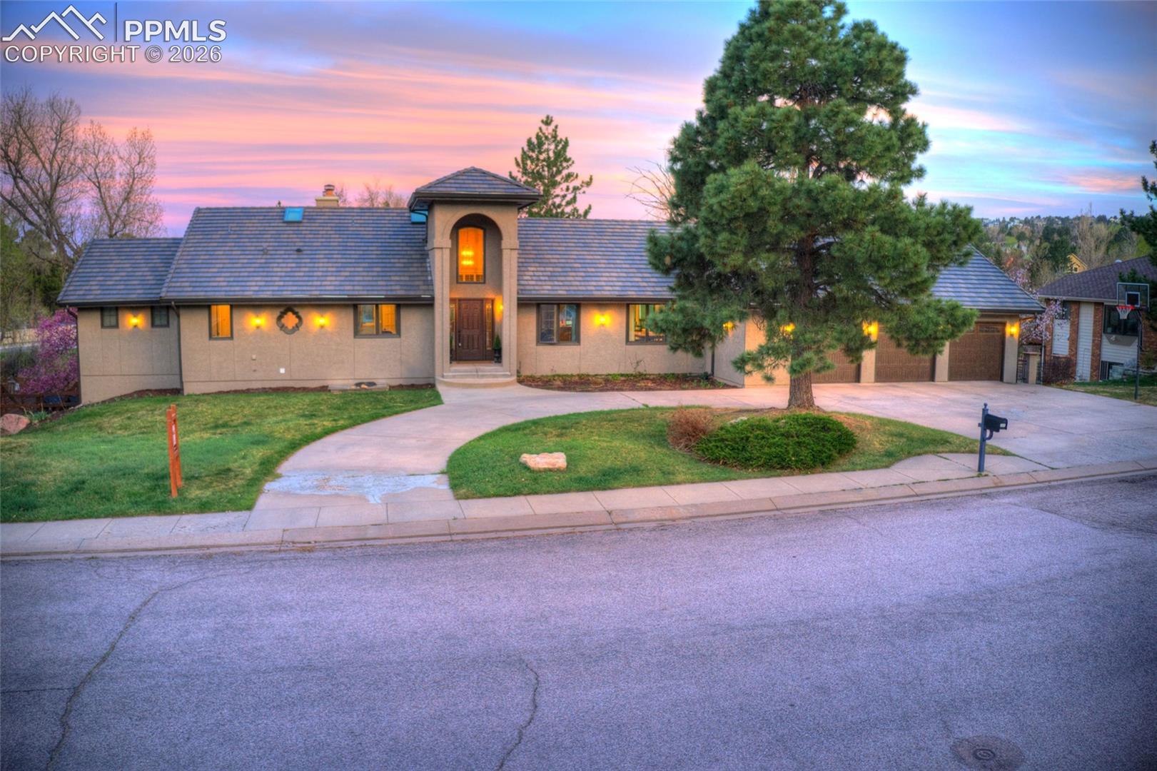 305 Hidden Creek Drive, Colorado Springs, CO 80906